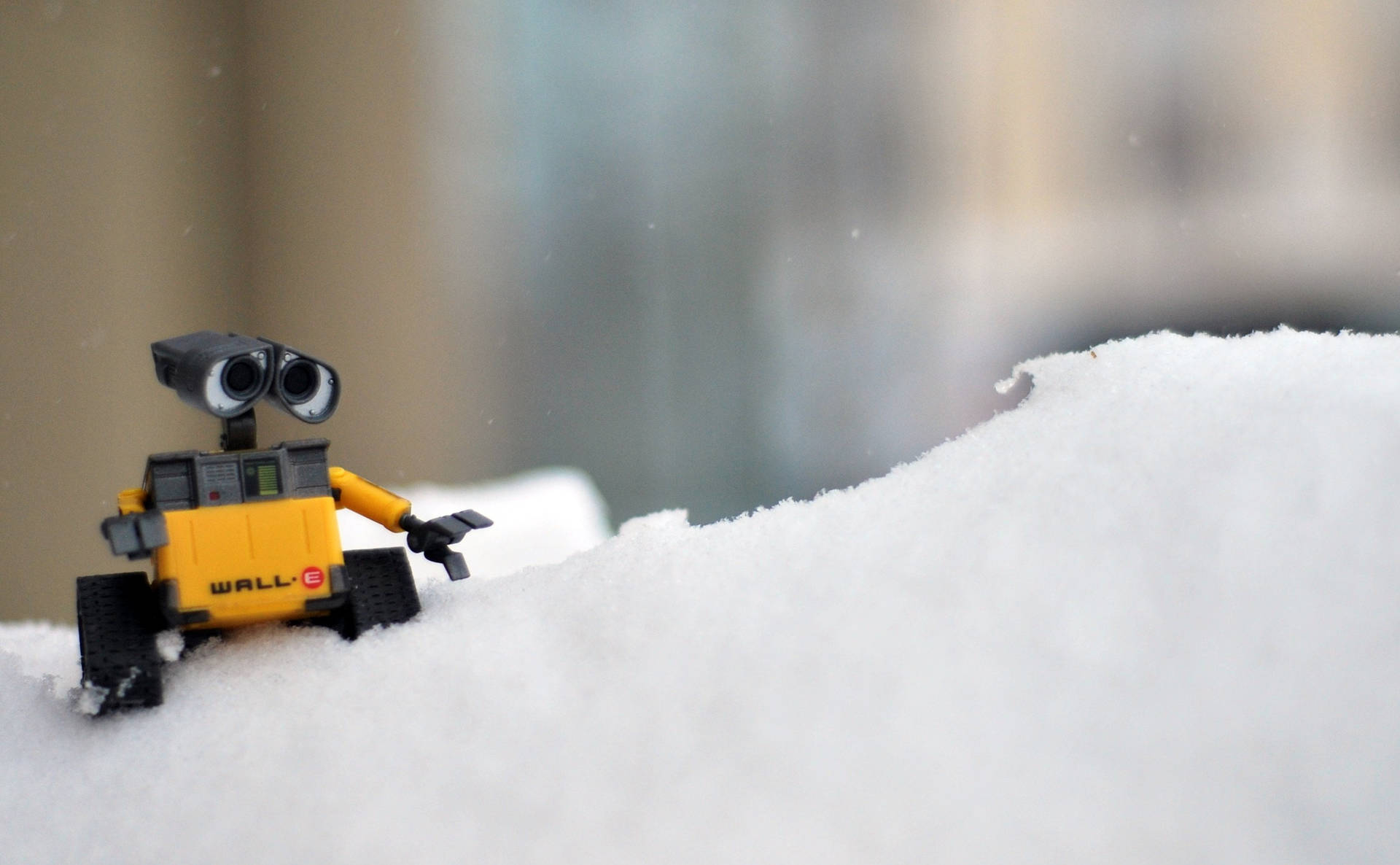 Wall E In The Snow Background