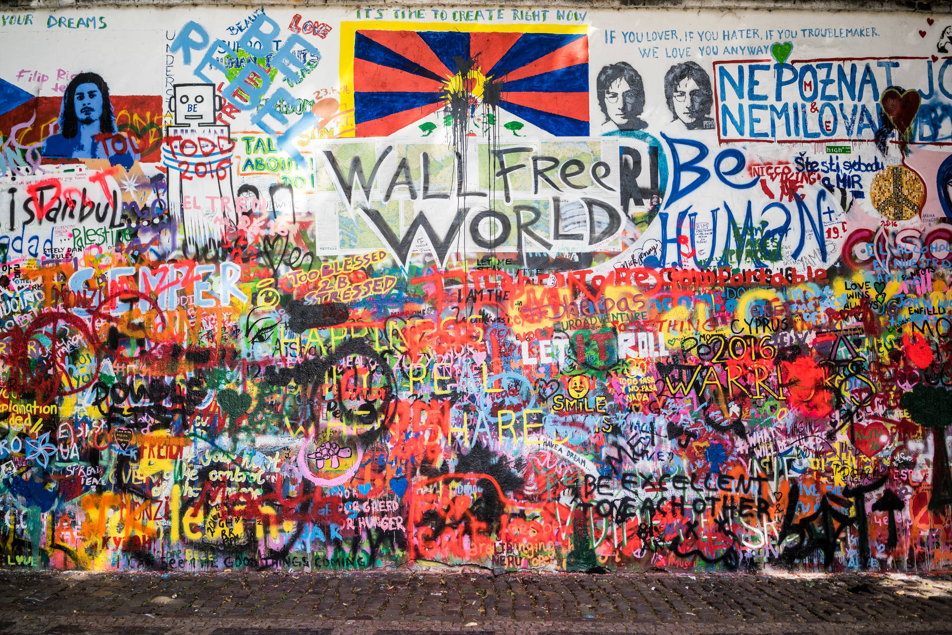 Wall Free World Street Art