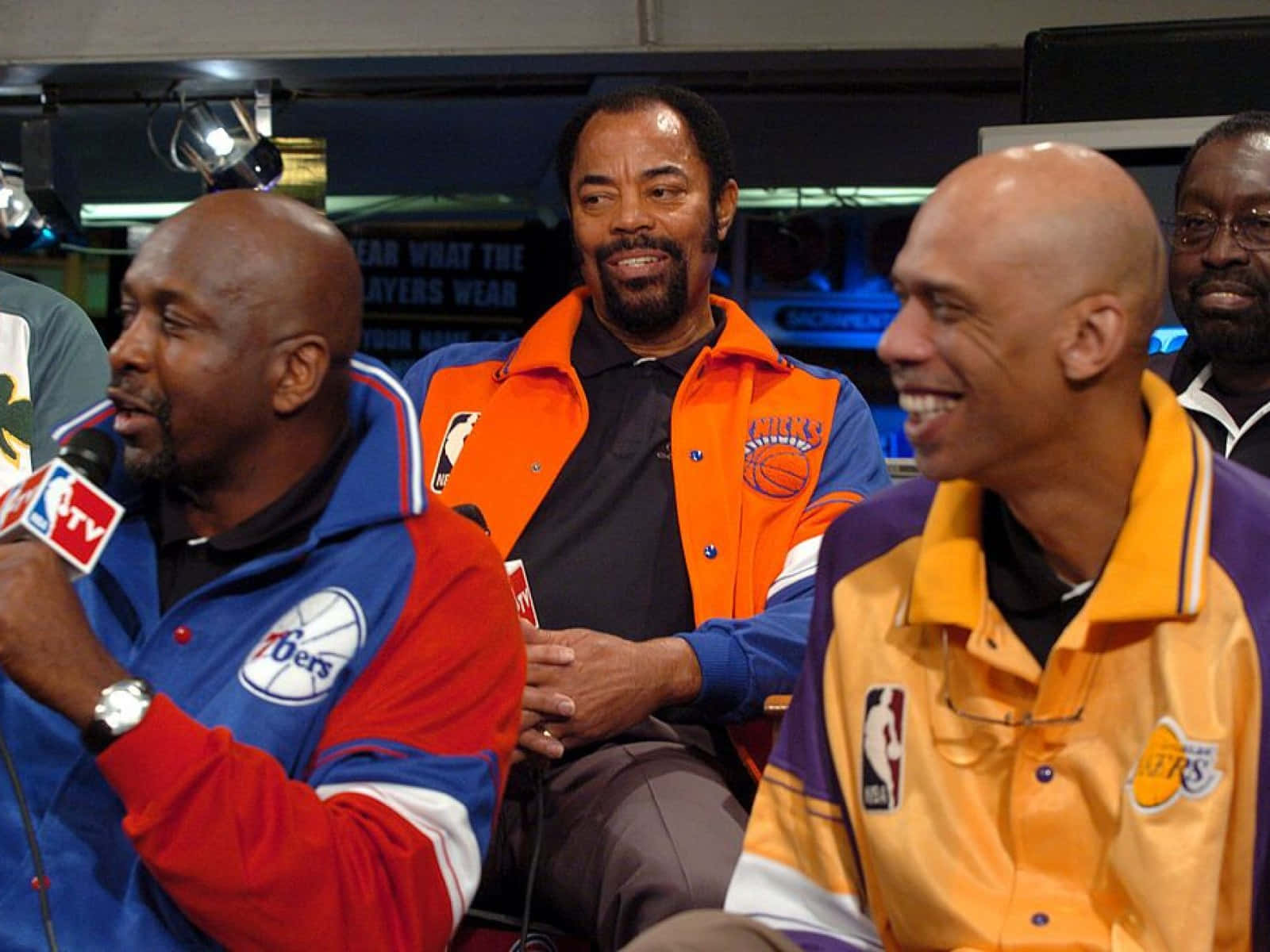 Walt Frazier Nba Legends 2005 Destination Finals Tour Background
