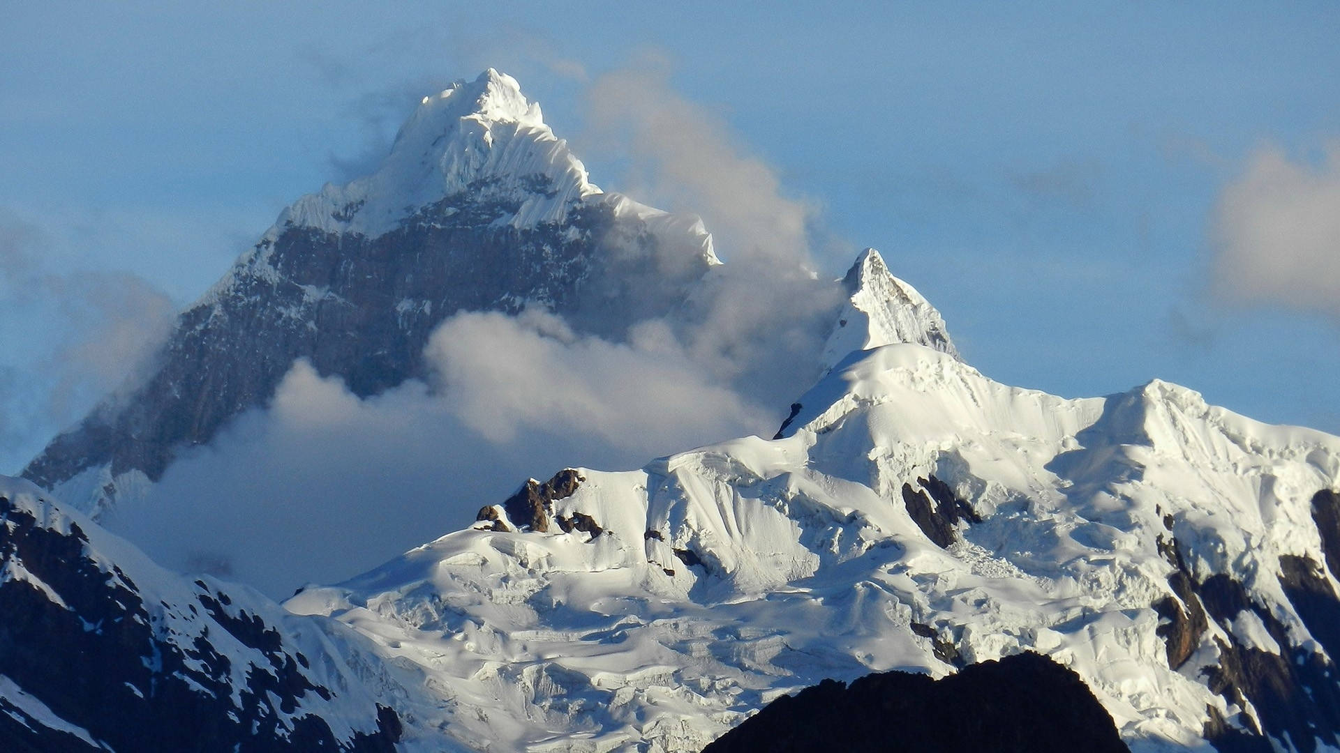 Wantsan Mountain In Cusco Peru Background