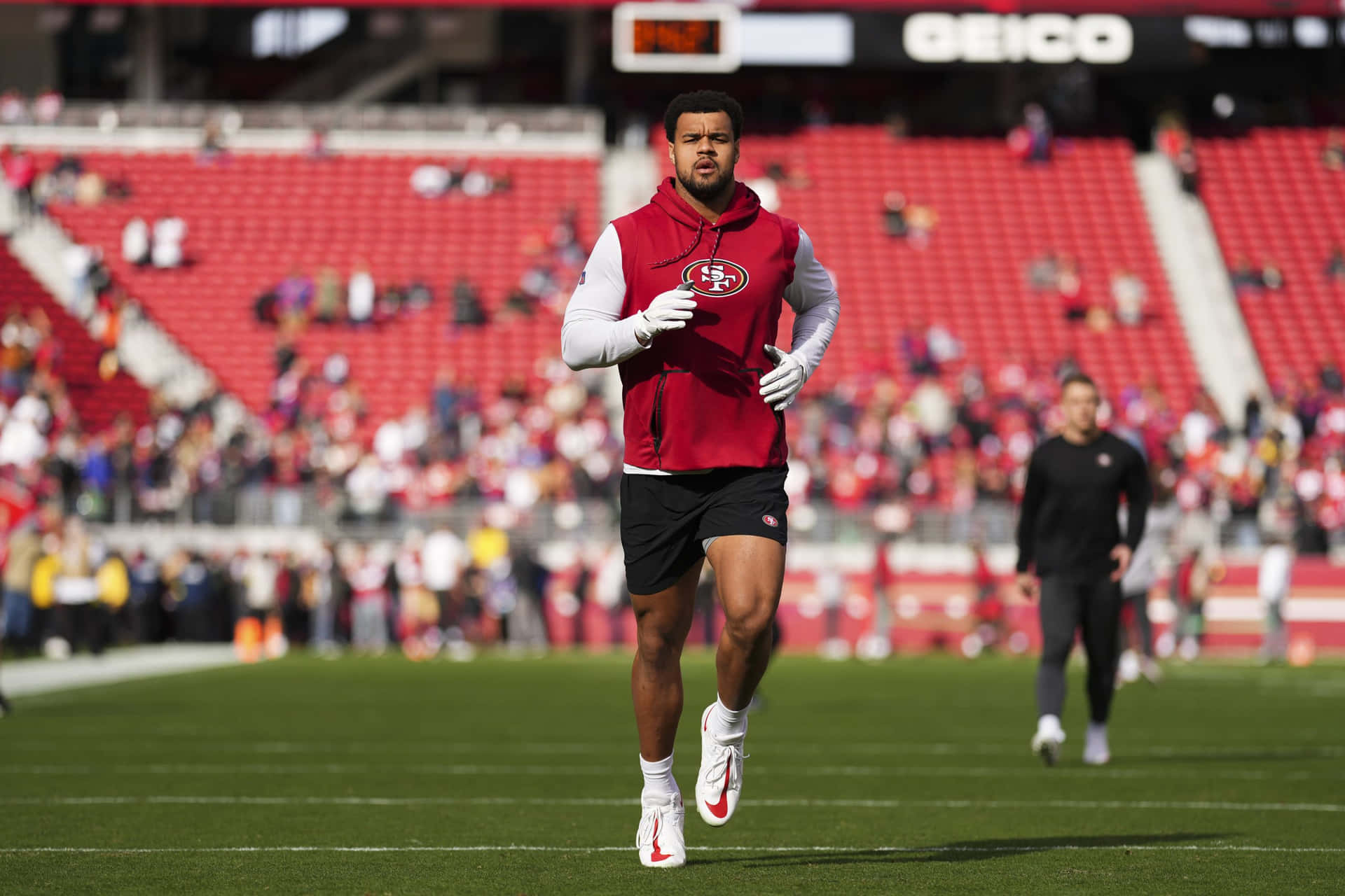Warming Up San Francisco 49ers Arik Armstead Background