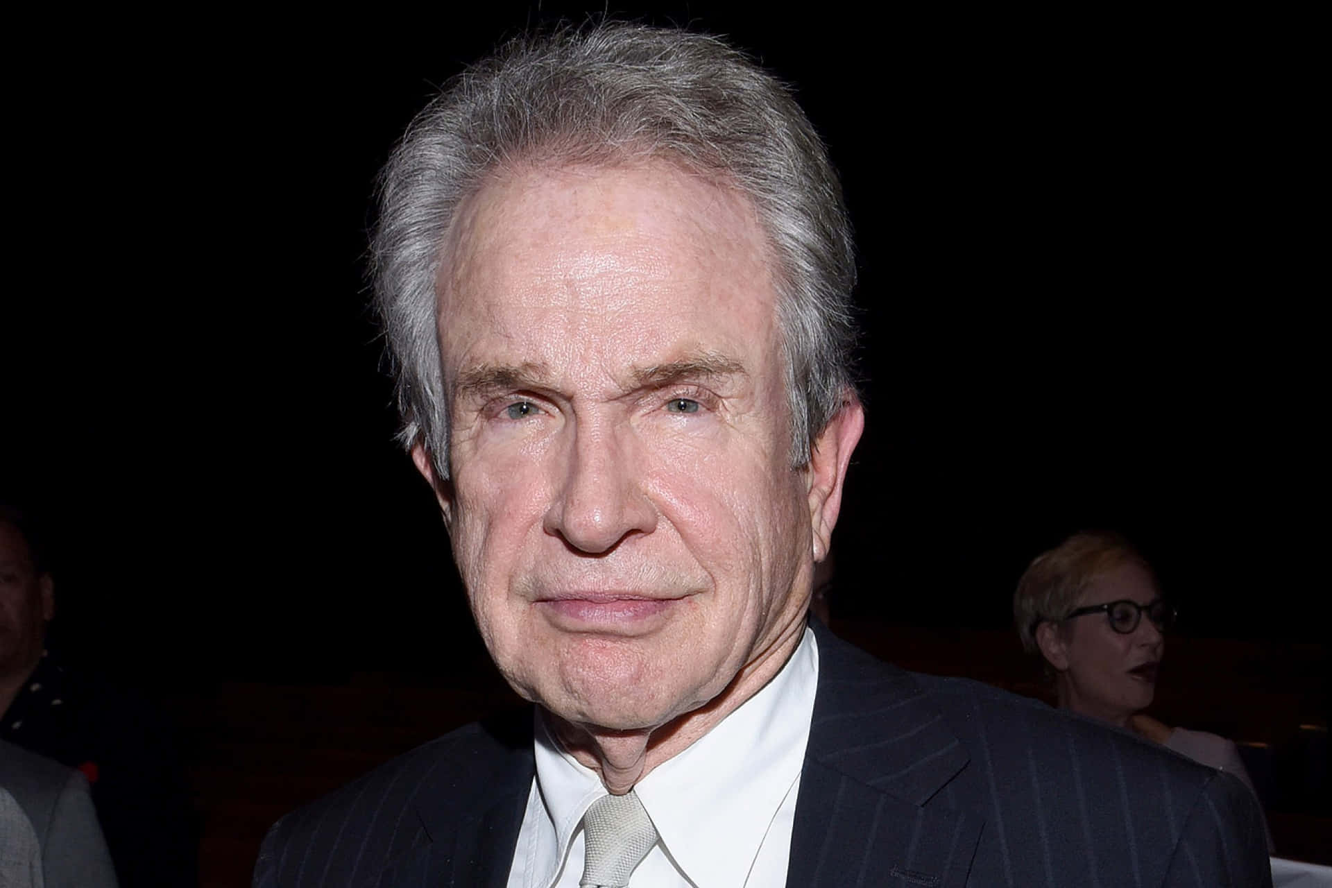 Warren Beatty Smiling At An Event Background