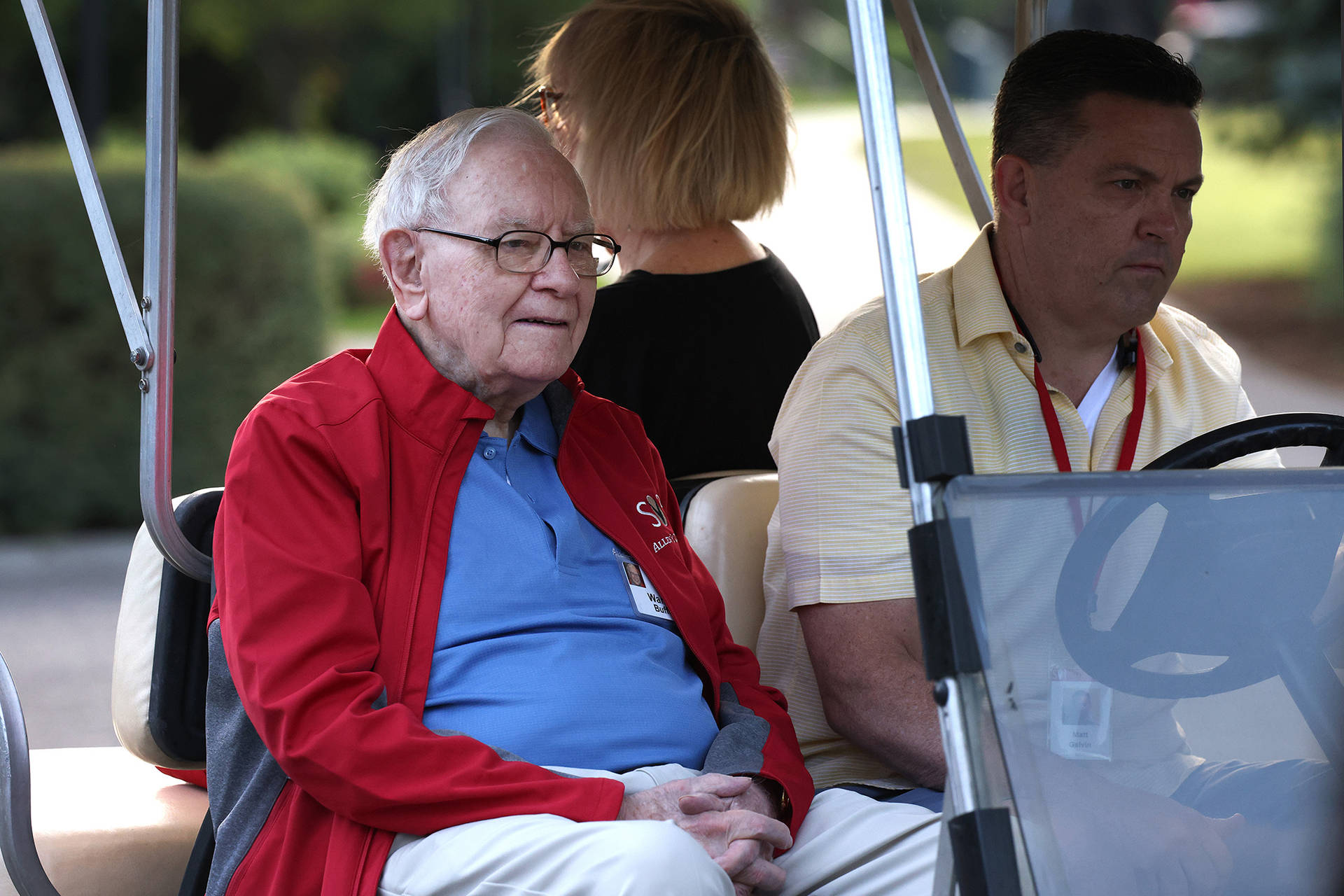 Warren Buffett Golf Ride Photography Background