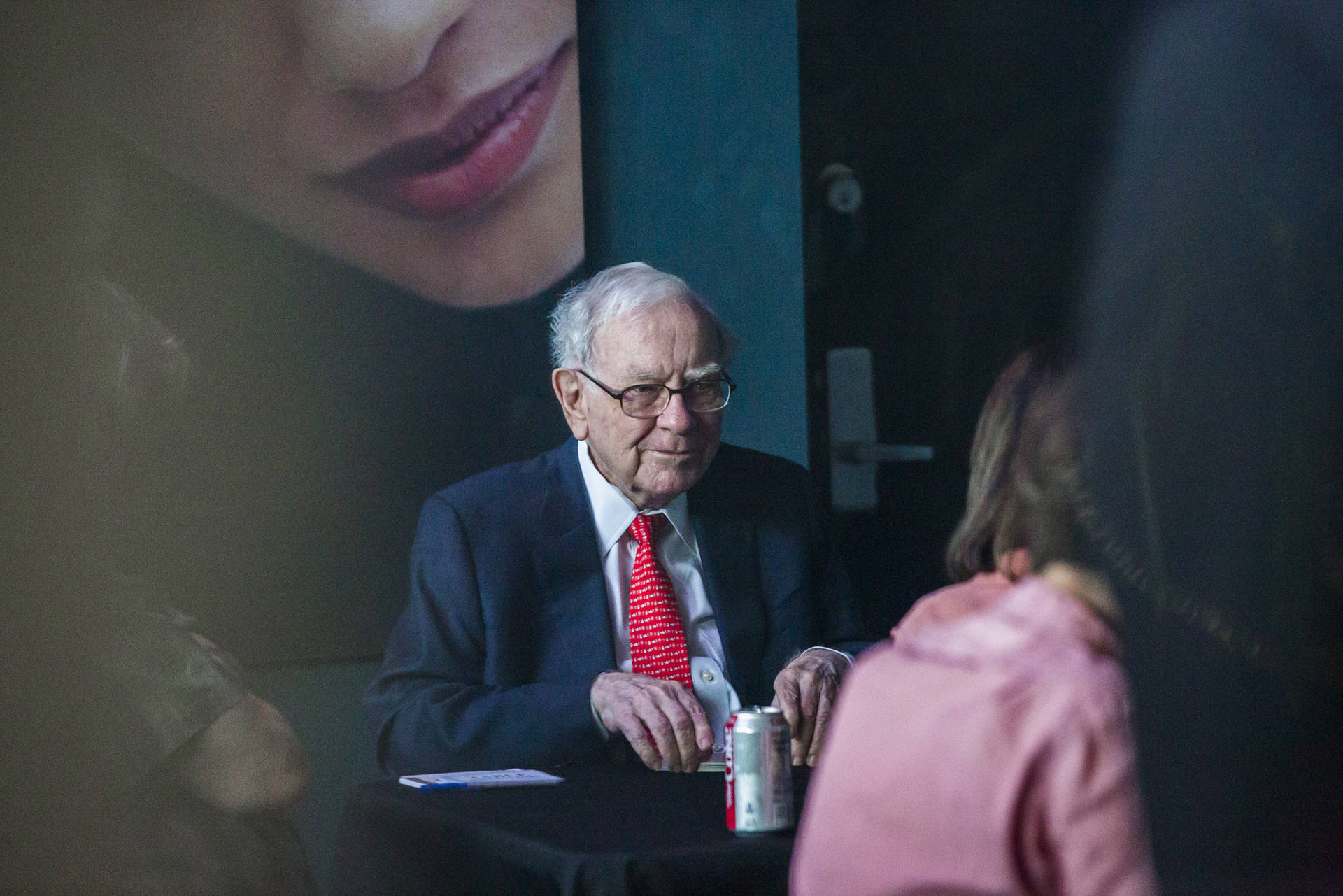 Warren Buffett Signing Event Candid Photo Background