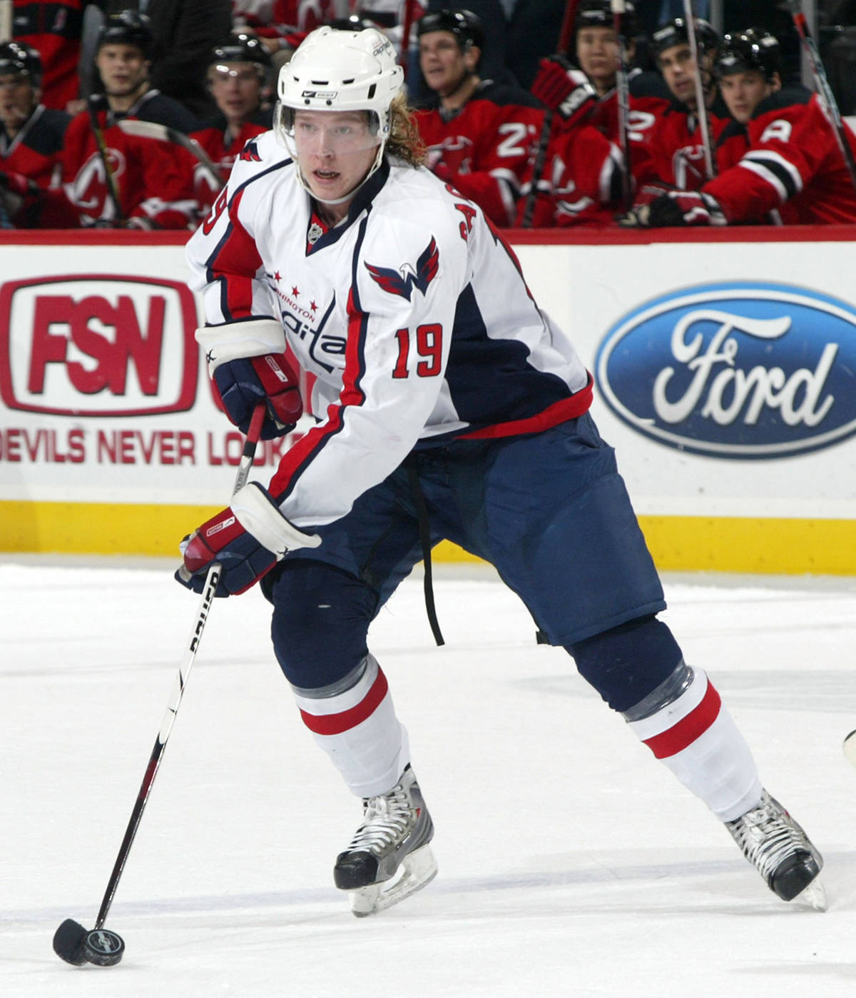 Washington Capitals Nicklas Backstrom Against Carolina Hurricanes Background