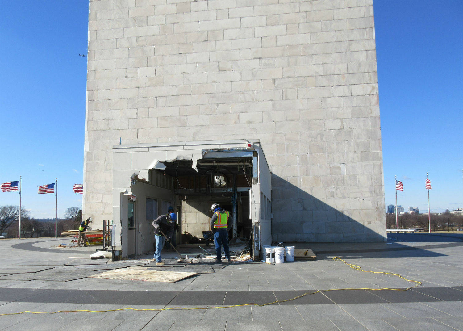 Washington Monument Dismantling