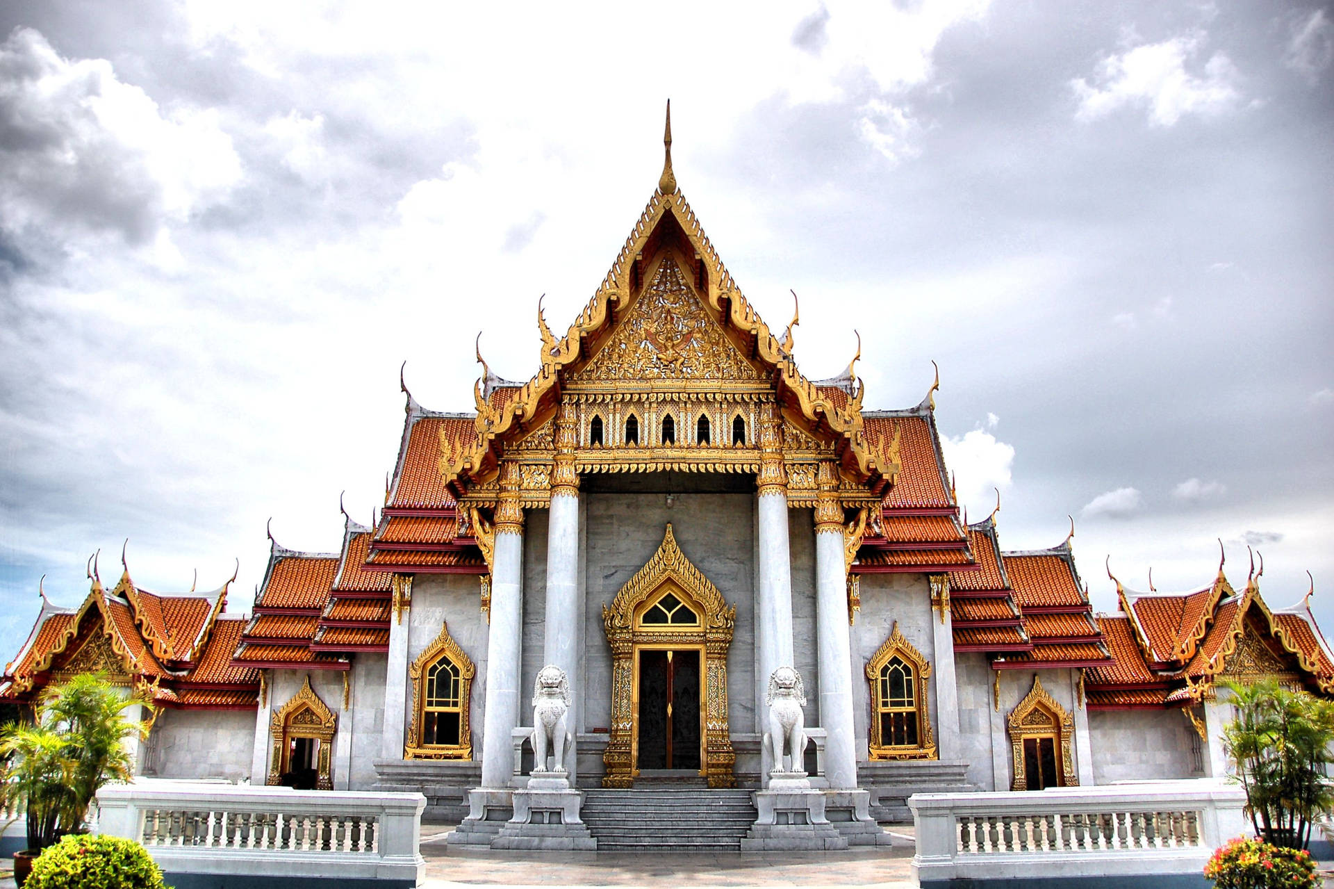 Wat Benchamabophit Thailand Background