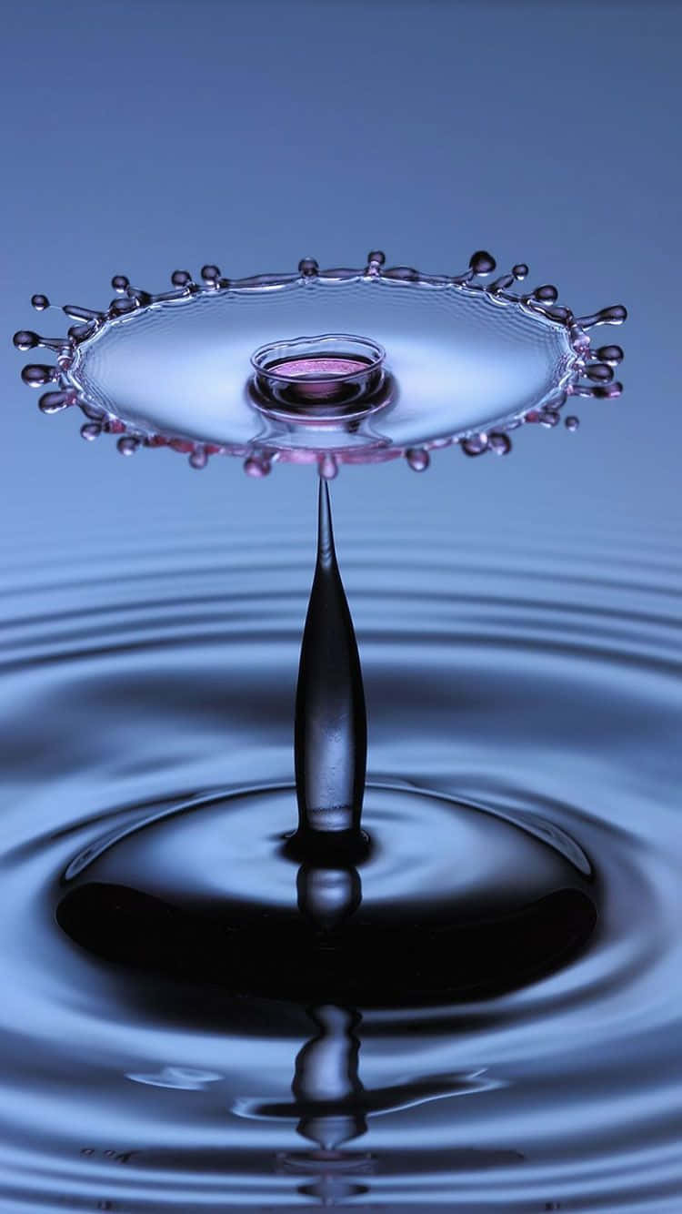 Water Iphone Droplet Bouncing Off The Surface Background
