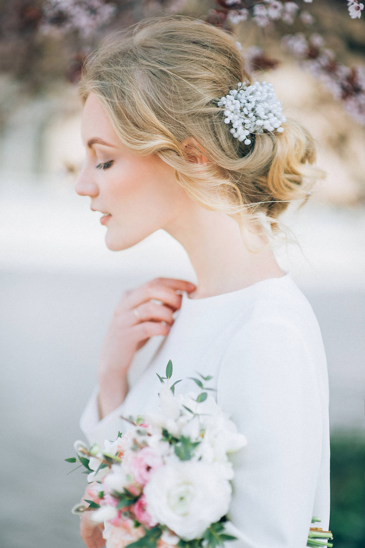 Wedding Aesthetic Floral Headband Background