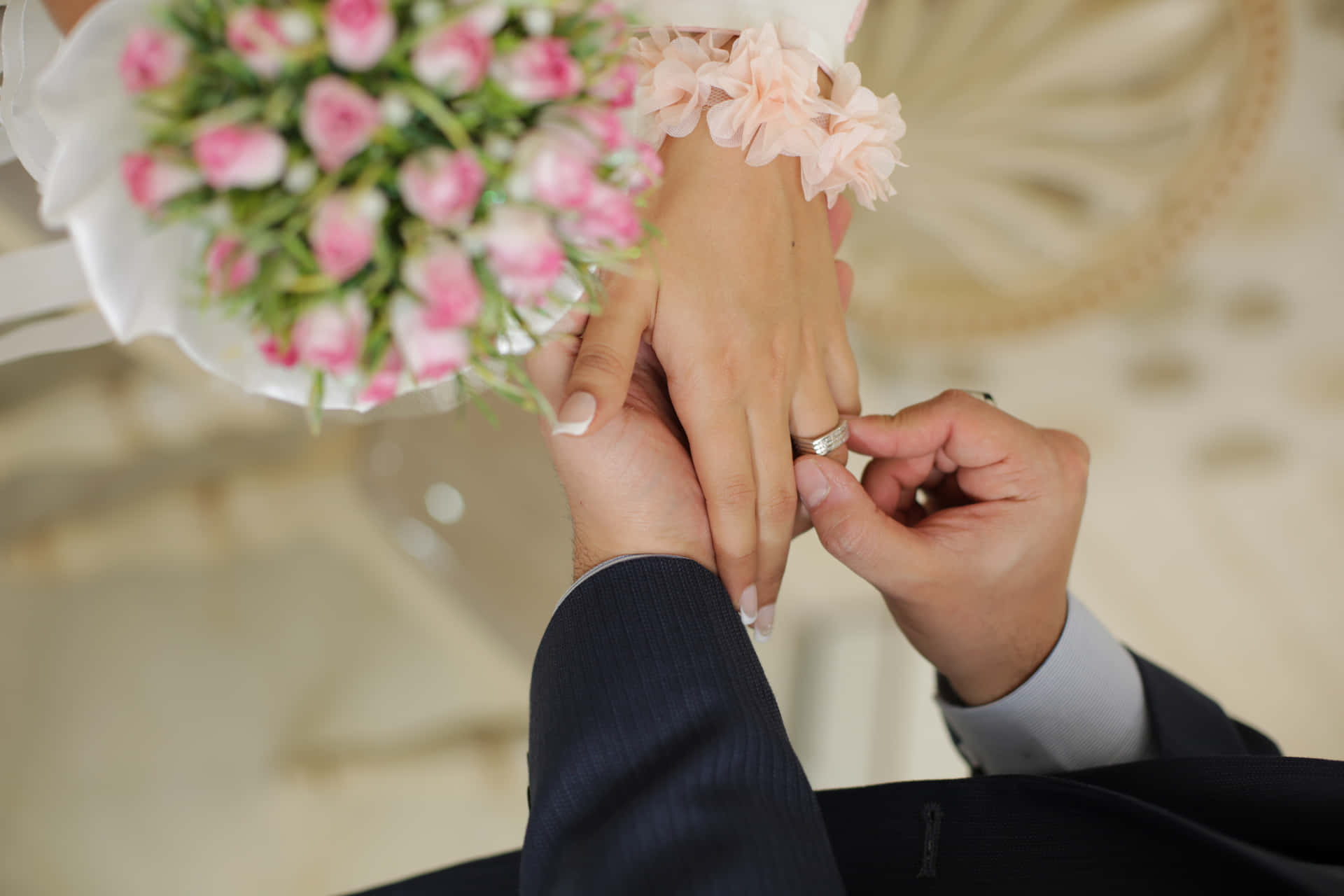 Wedding Couple Pink Flowers Bouquet Background