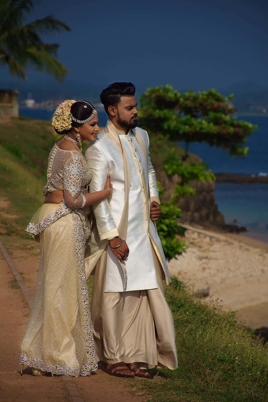 Wedding Couple Sri Lankan Background