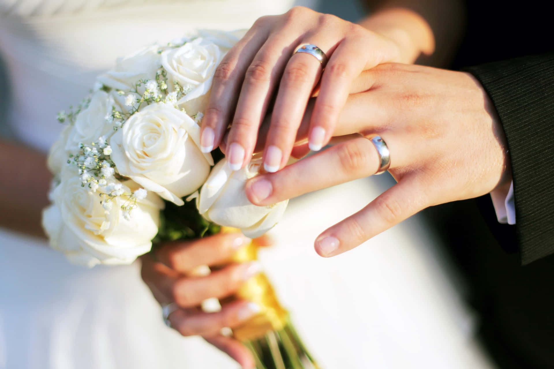 Wedding Couple White Roses And Rings Background