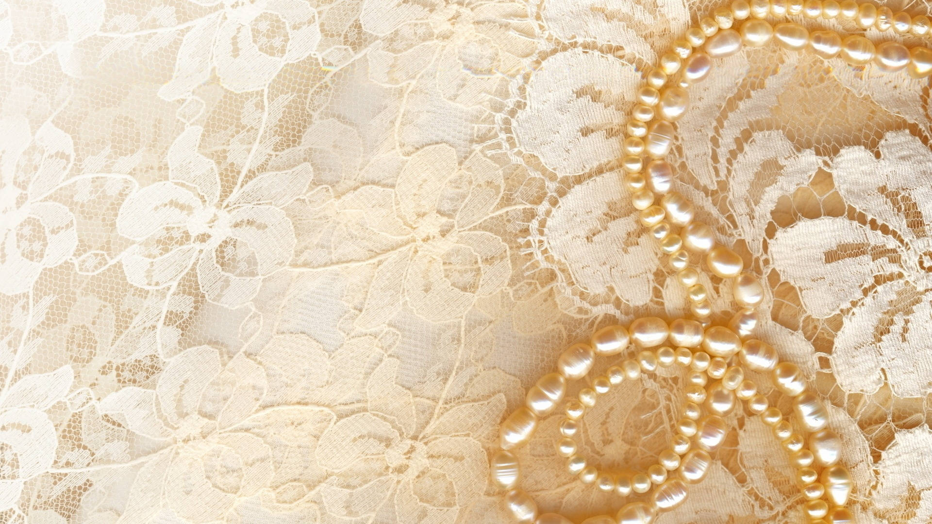 Wedding Pearl Necklace Background