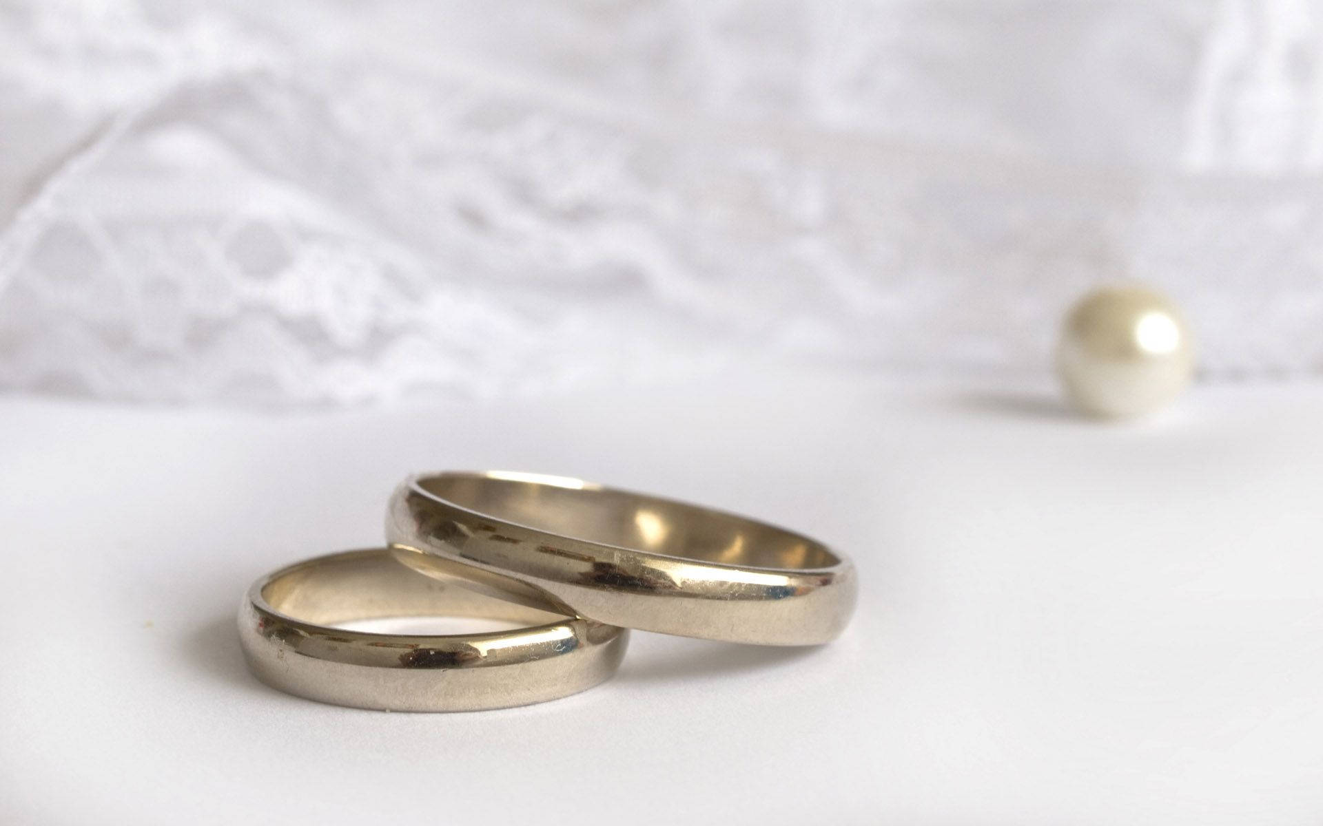 Wedding Rings White Gold Background