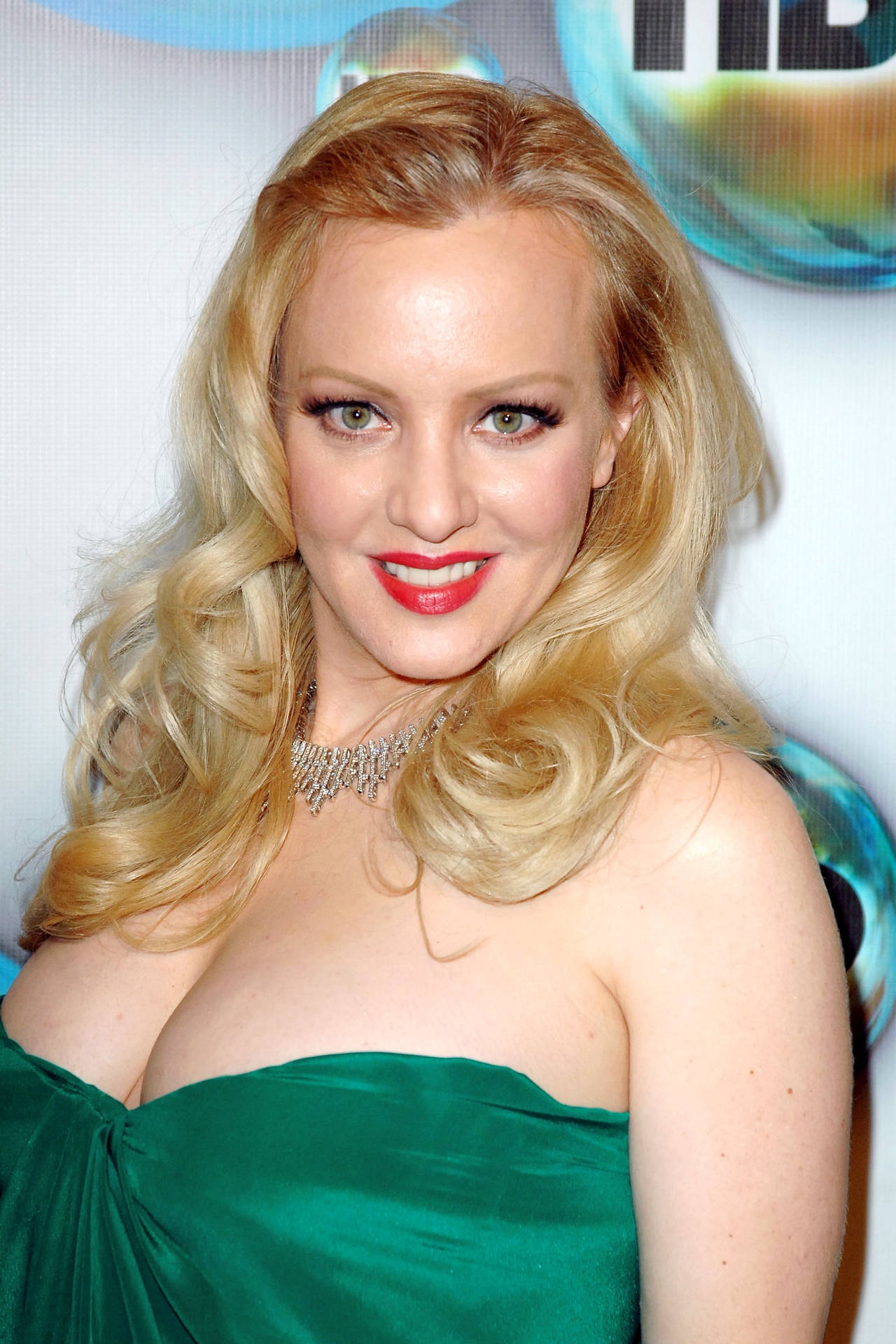 Wendi Mclendon Covey At Annual Golden Globes Party Background