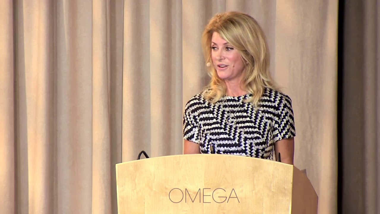 Wendy Davis Delivering Speech At Women's Leadership Center Background