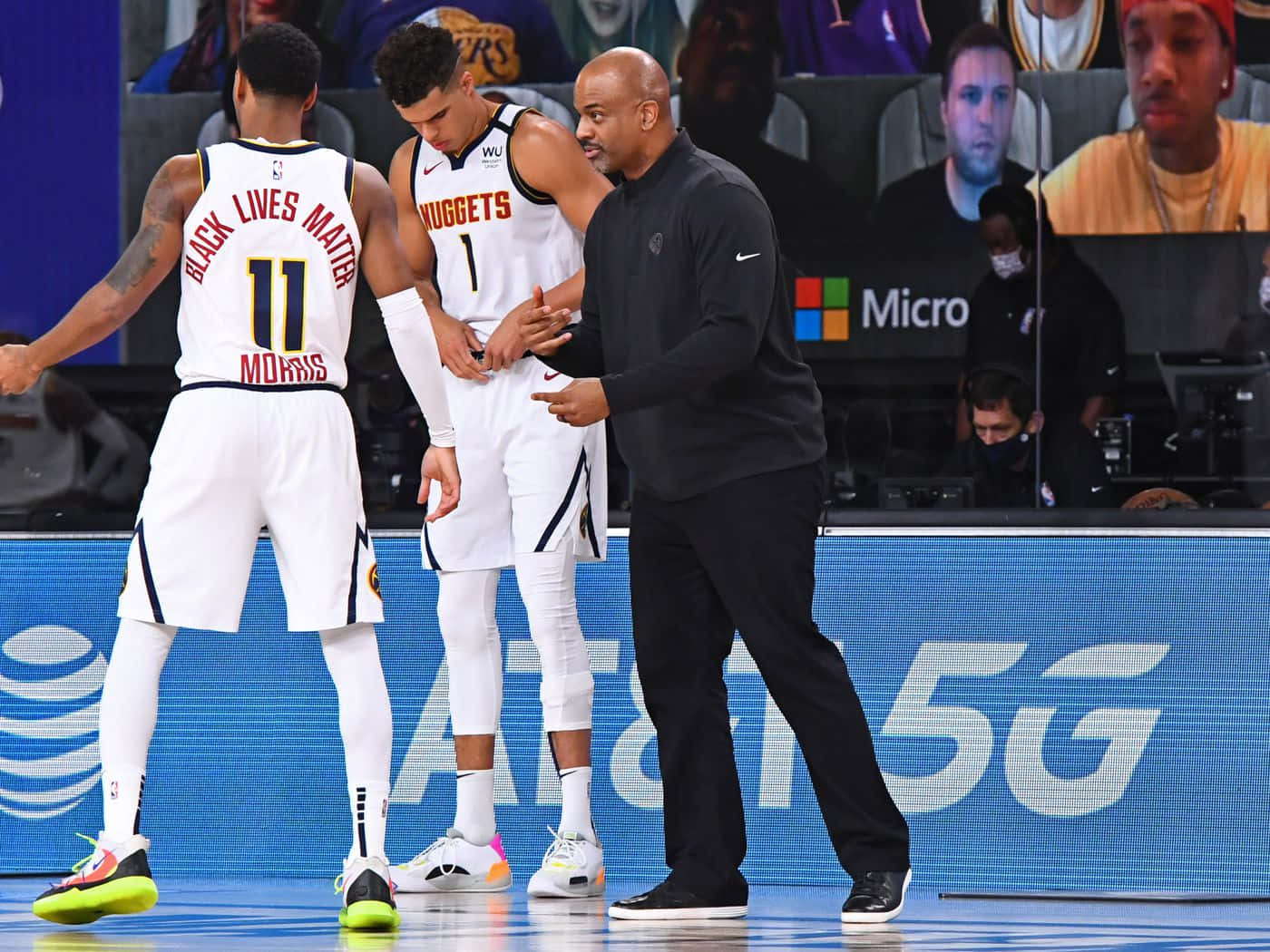 Wes Unseld Basketball Coach Sidelines Background