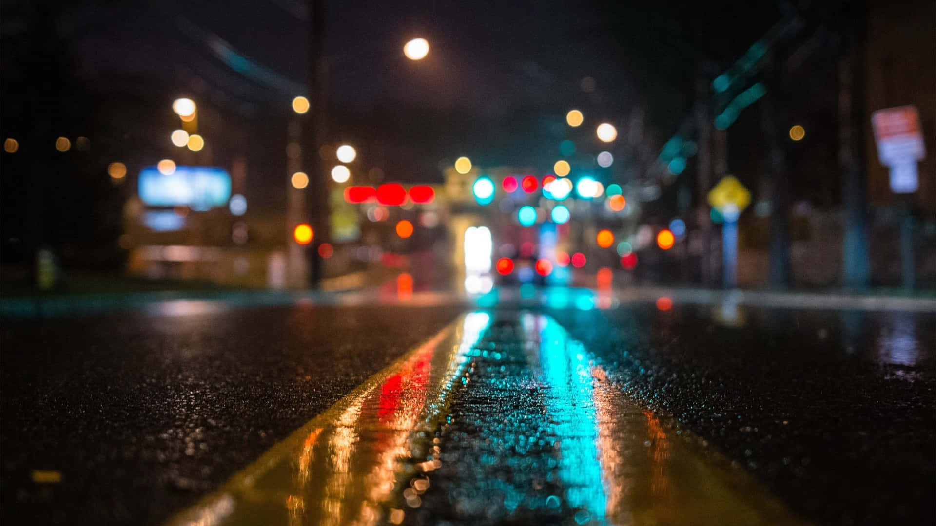 Wet Street Light Background