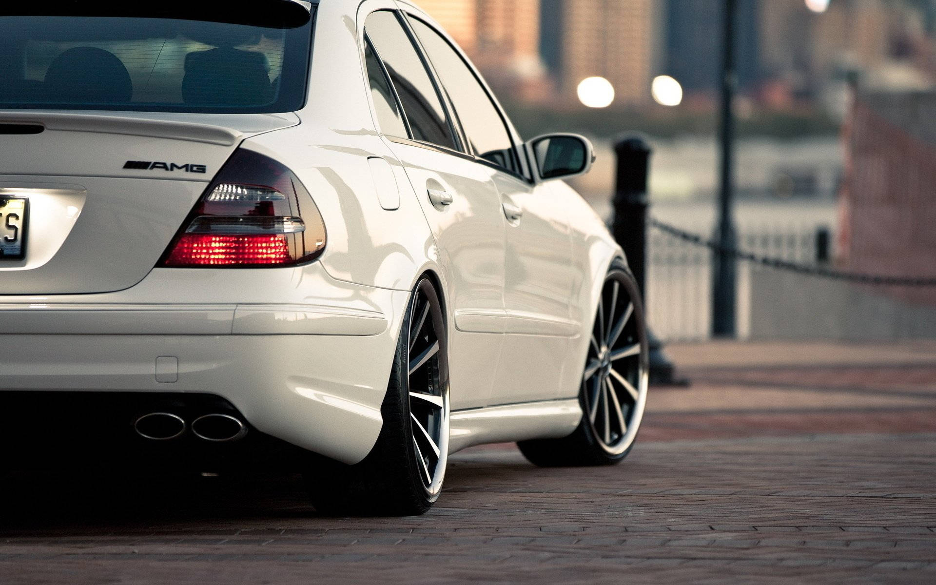 White 2008 Mercedes Benz Car E-class Background