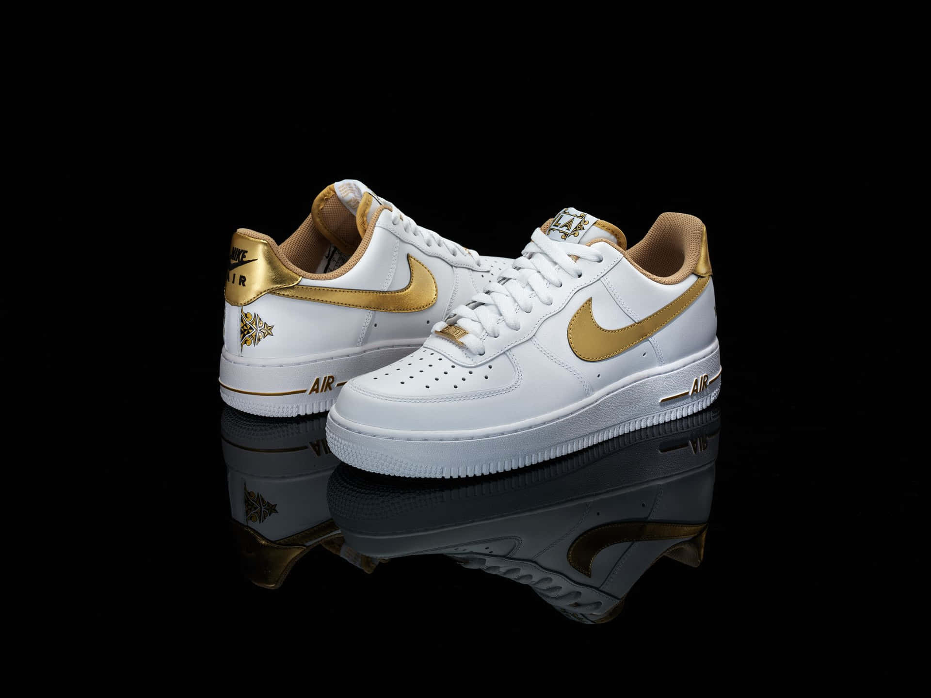 White And Gold Nike Af1 Pair Background