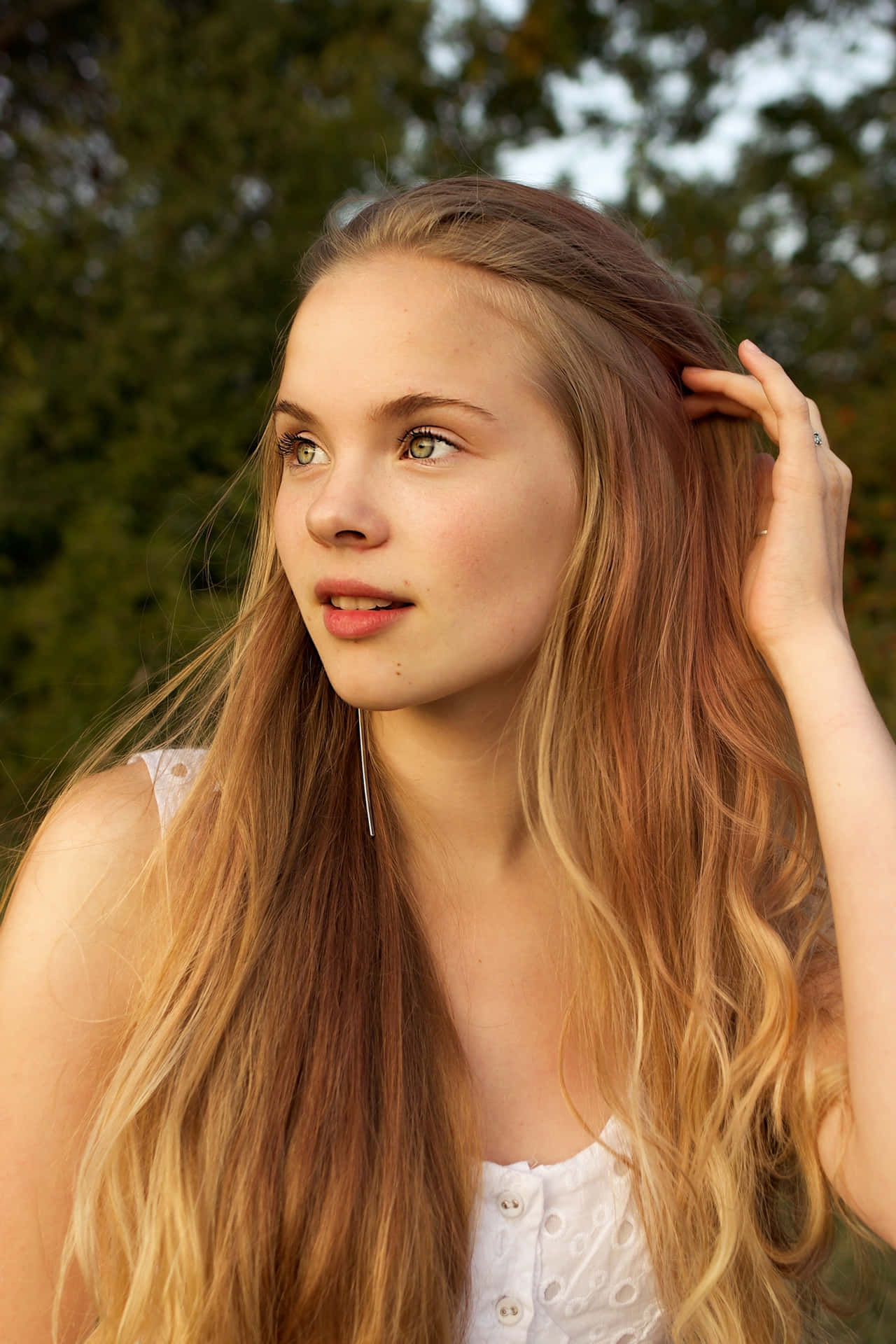 White Girl With Brown Hair Background