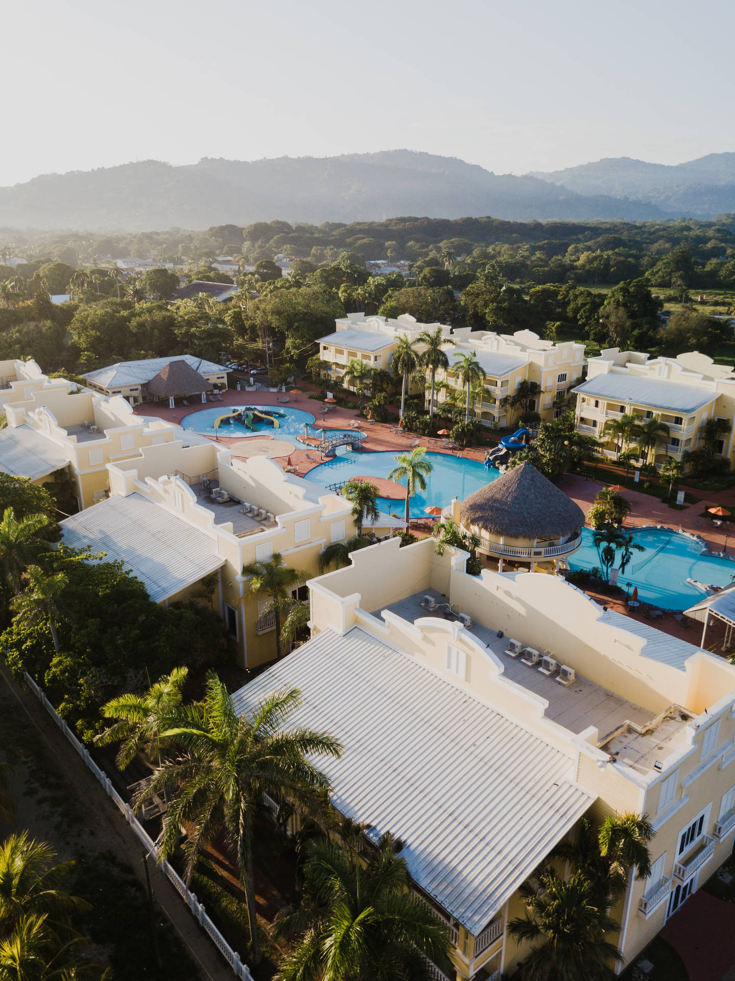 White Houses In Honduras Background