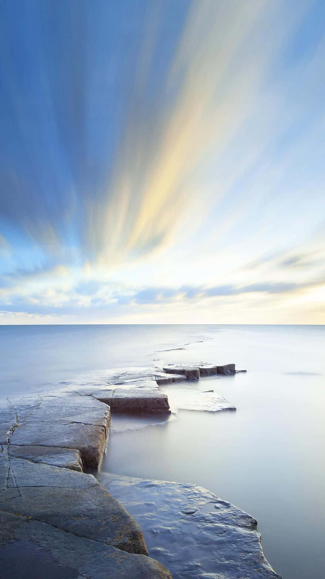 White Lake Of Mindfulness Background