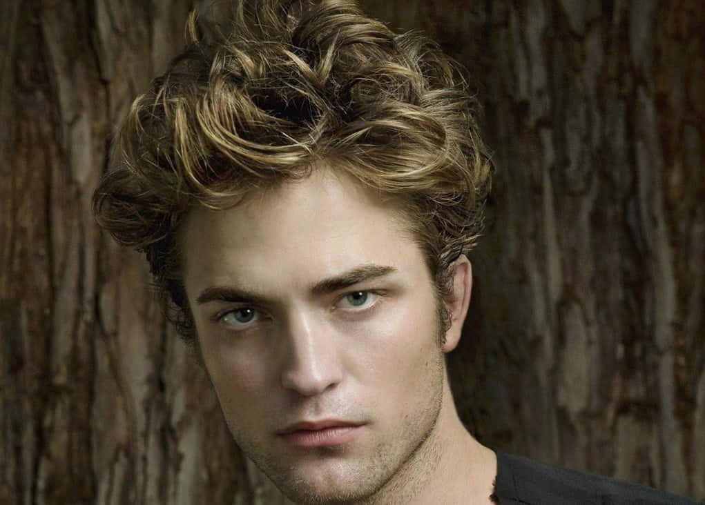 White Man Hollywood Actor Robert Pattinson Background