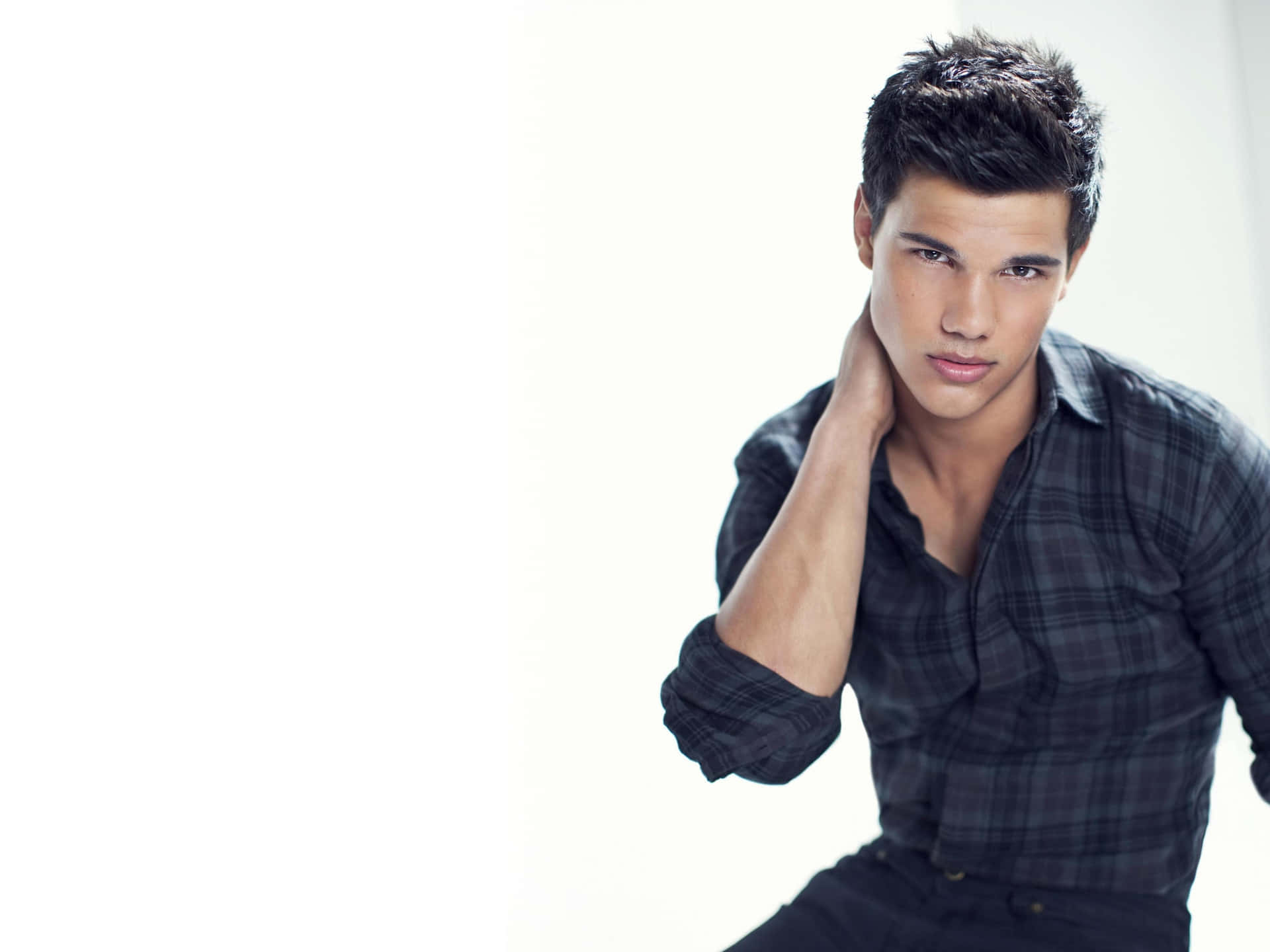 White Man Taylor Lautner Actor Background