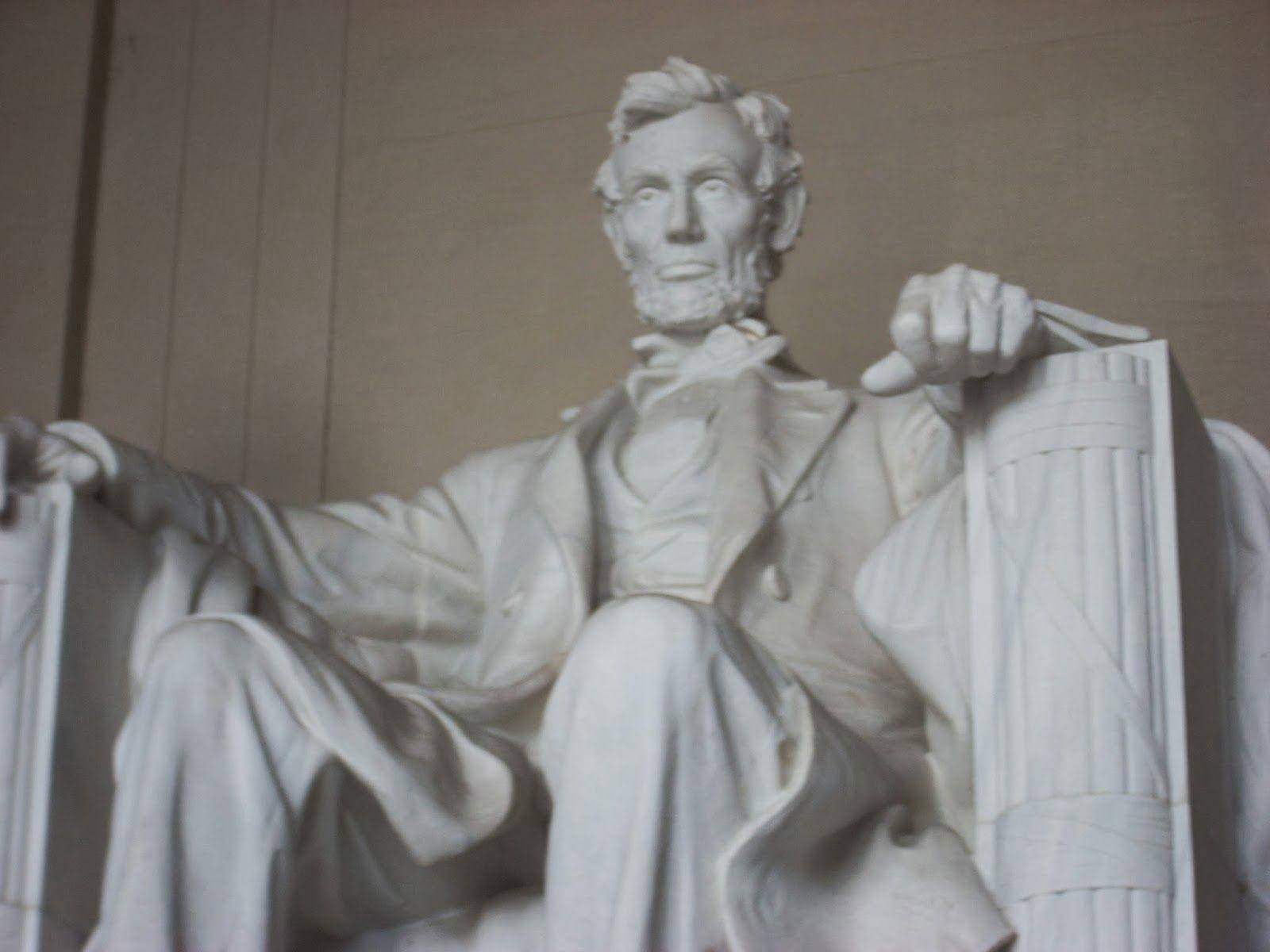 White Marble Abraham Lincoln Monument Background