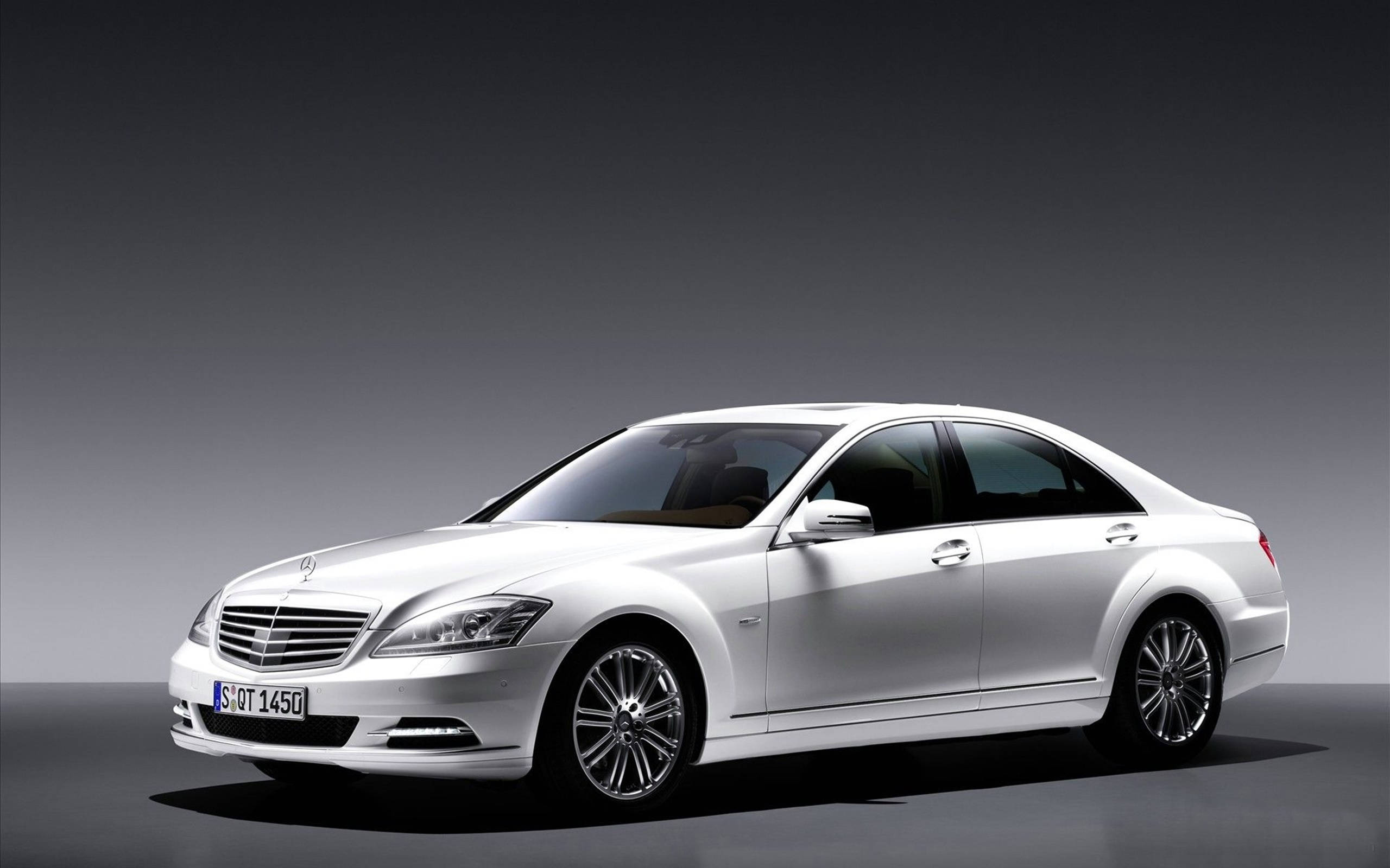 White Mercedes-benz Luxury Car Hd