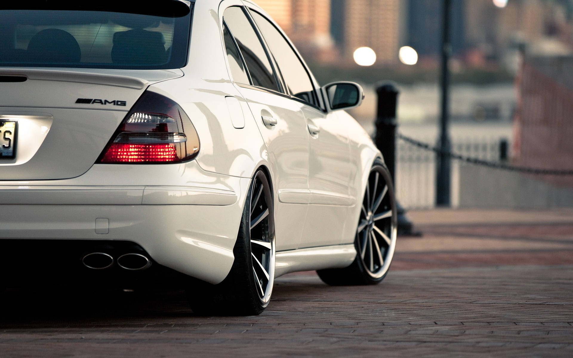 White Mercedes Desktop Background