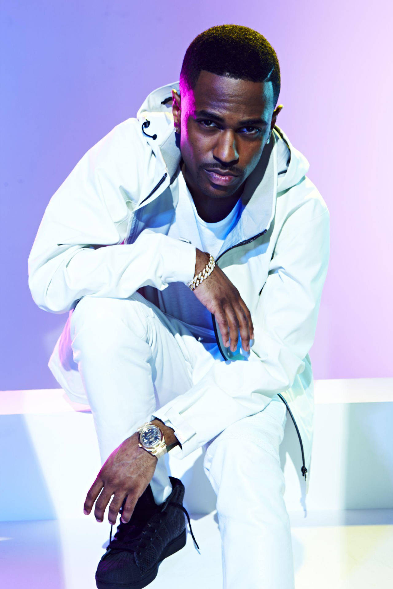 White Outfit Big Sean Background