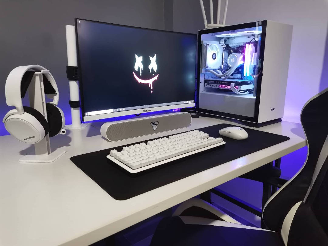 White Pc Build Background