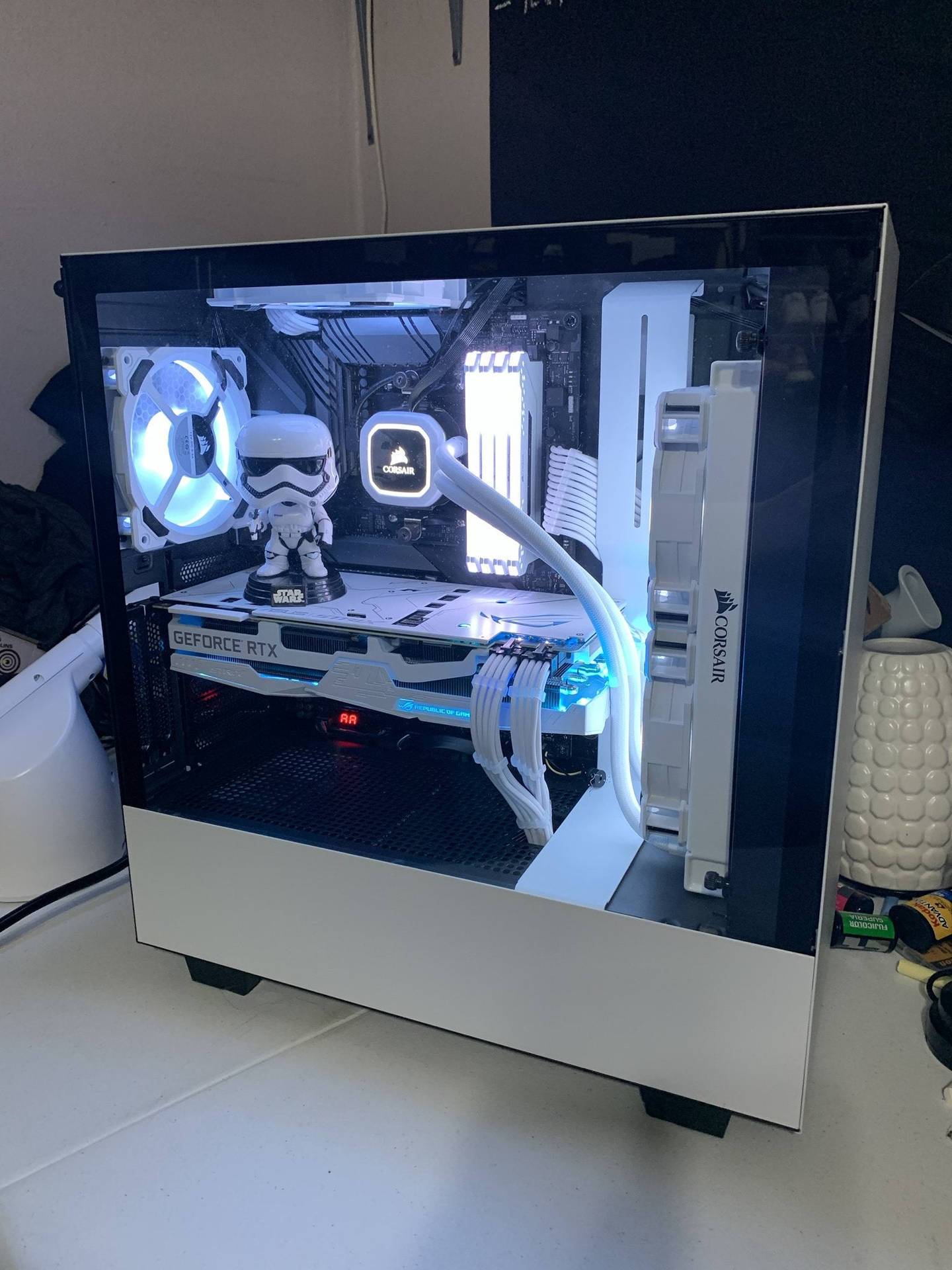 White Pc Case With Stormtrooper Background