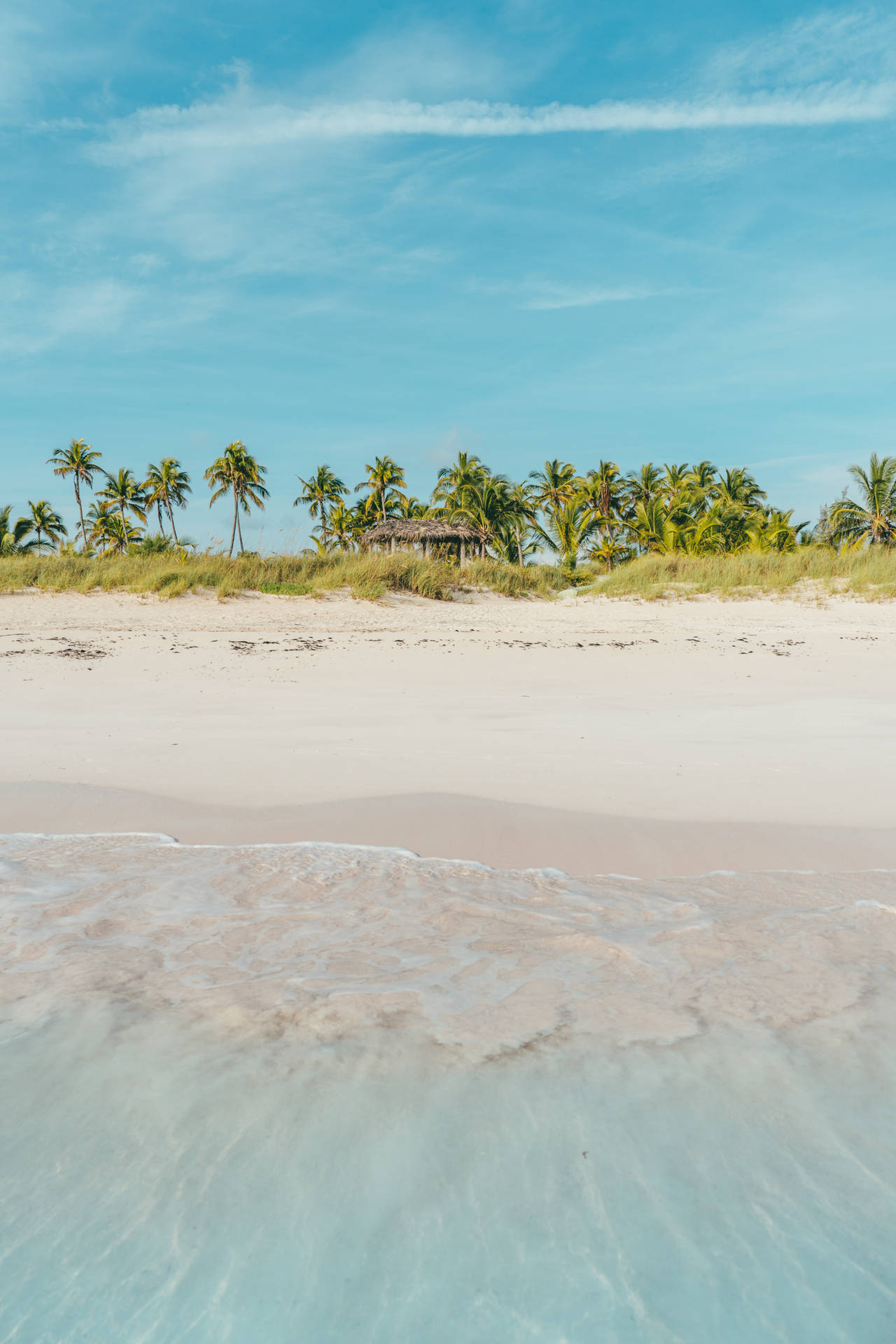 White Sand And Sky Bahamas Background