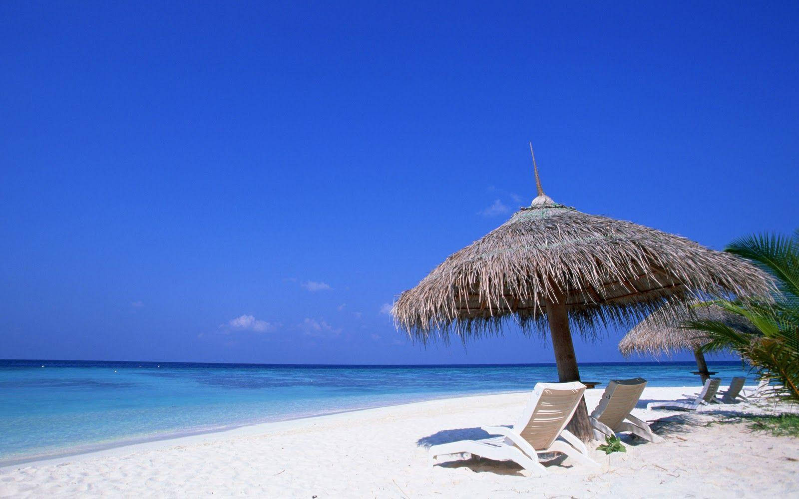 White Sands On A Beautiful Beach Background