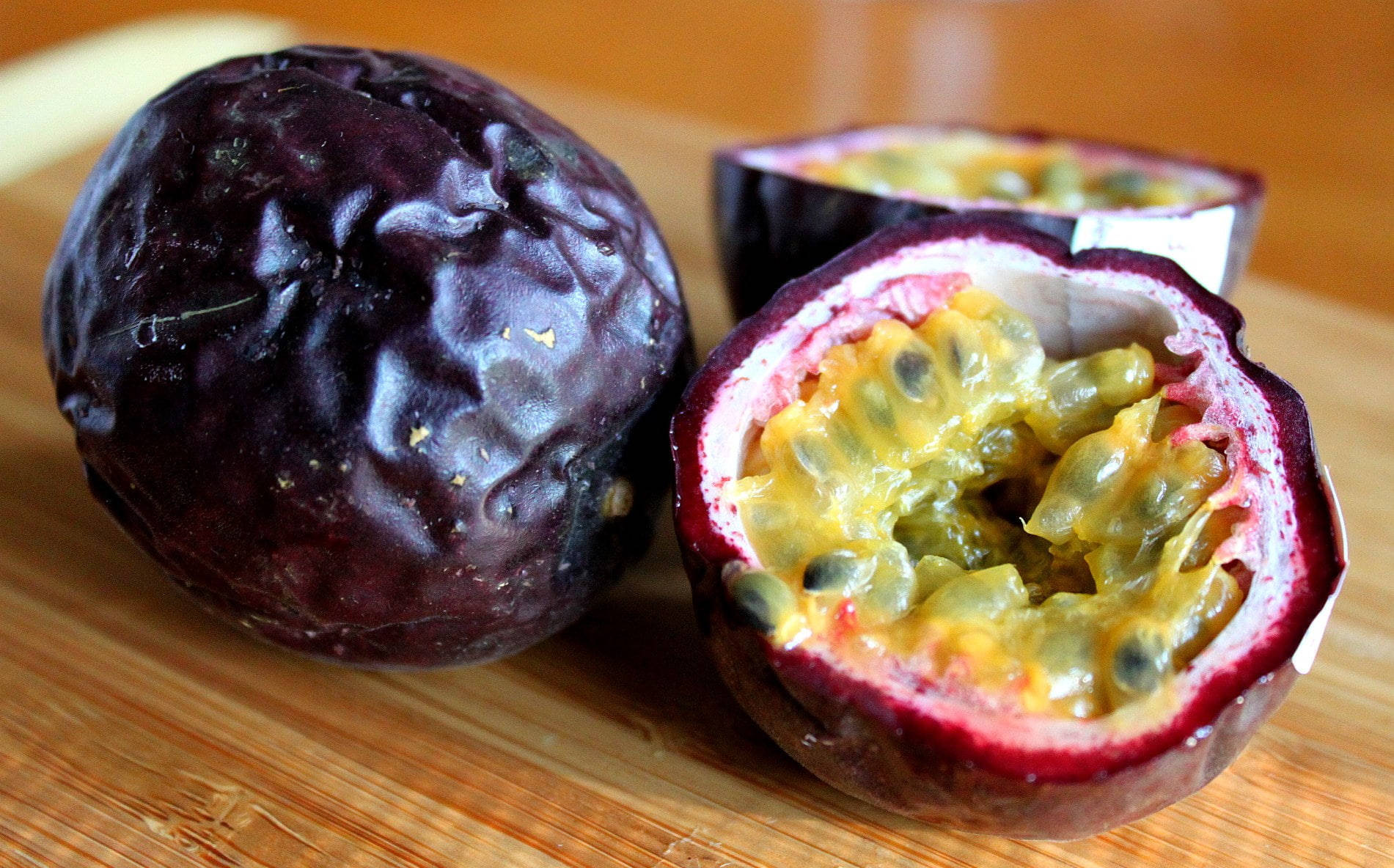 Whole And Slice Passion Fruit Photography Background