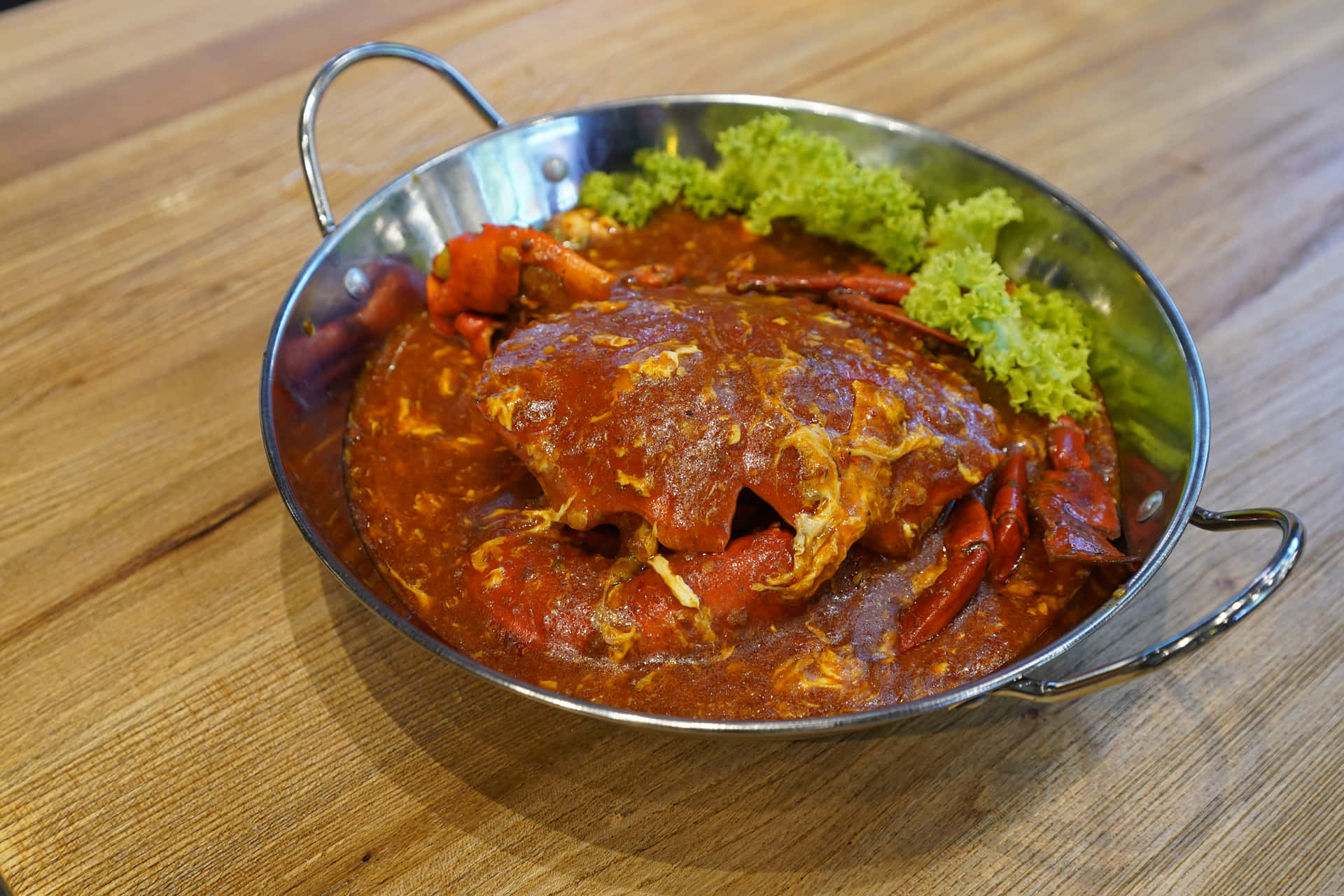 Whole Pan Of Chilli Crab Background