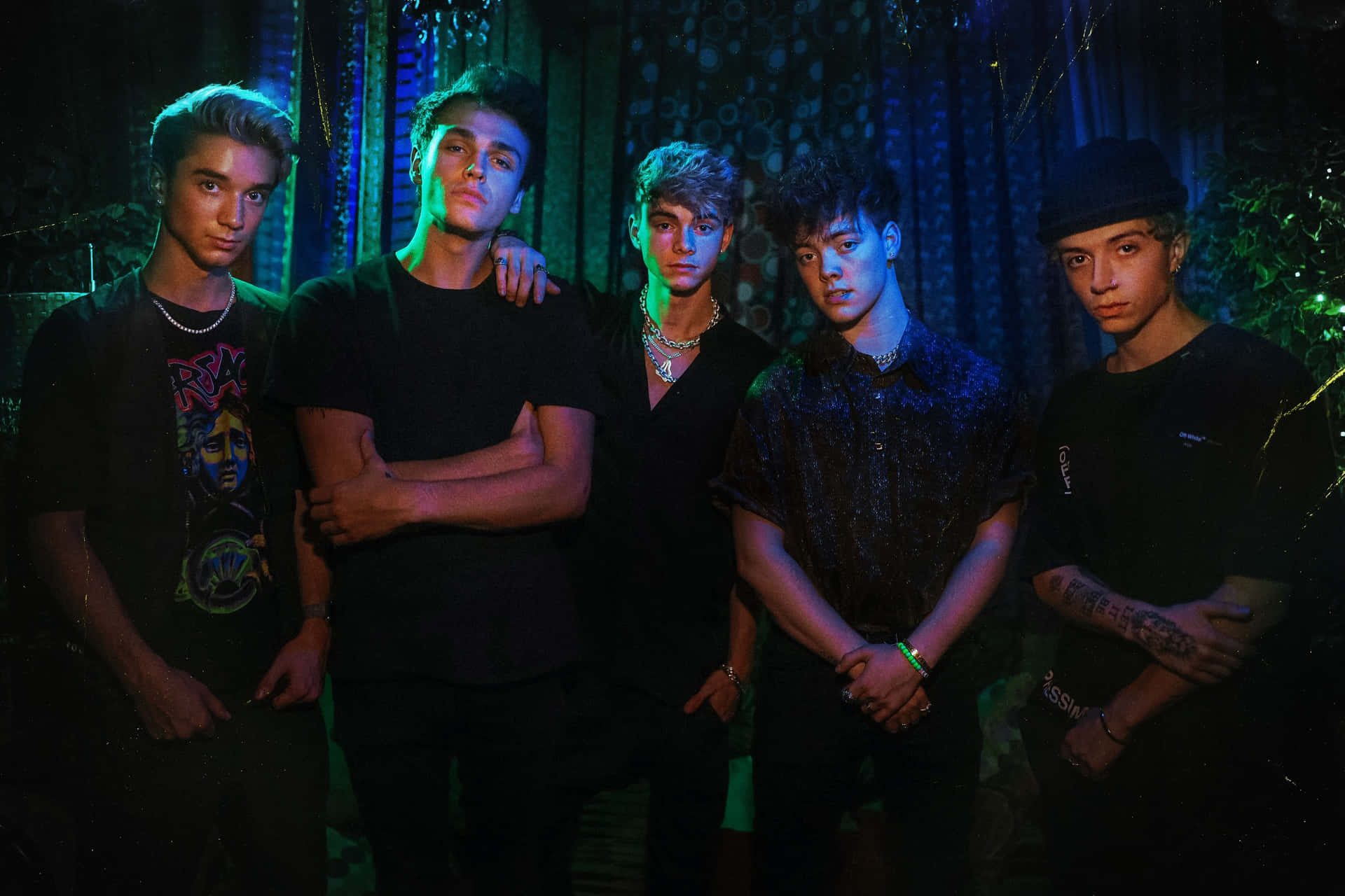 Why Don't We - Making Music History Background