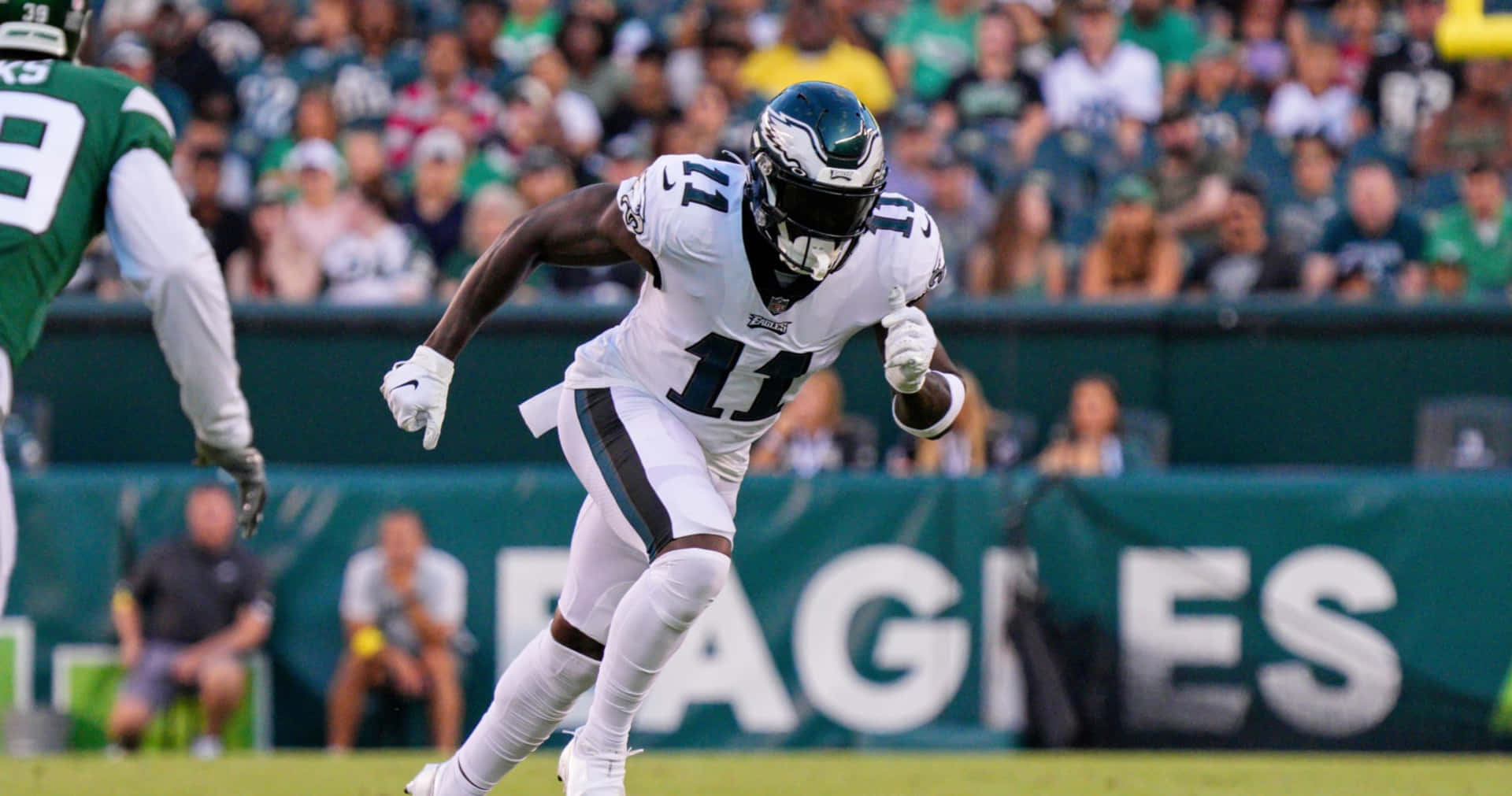 Wide Receiver Aj Brown Sprinting Background