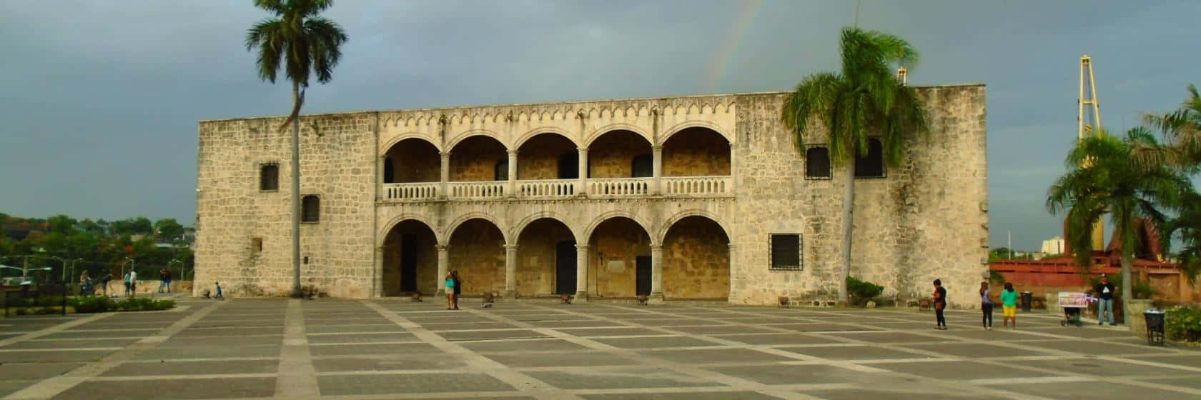 Widescreen Alcazar De Colon Desktop