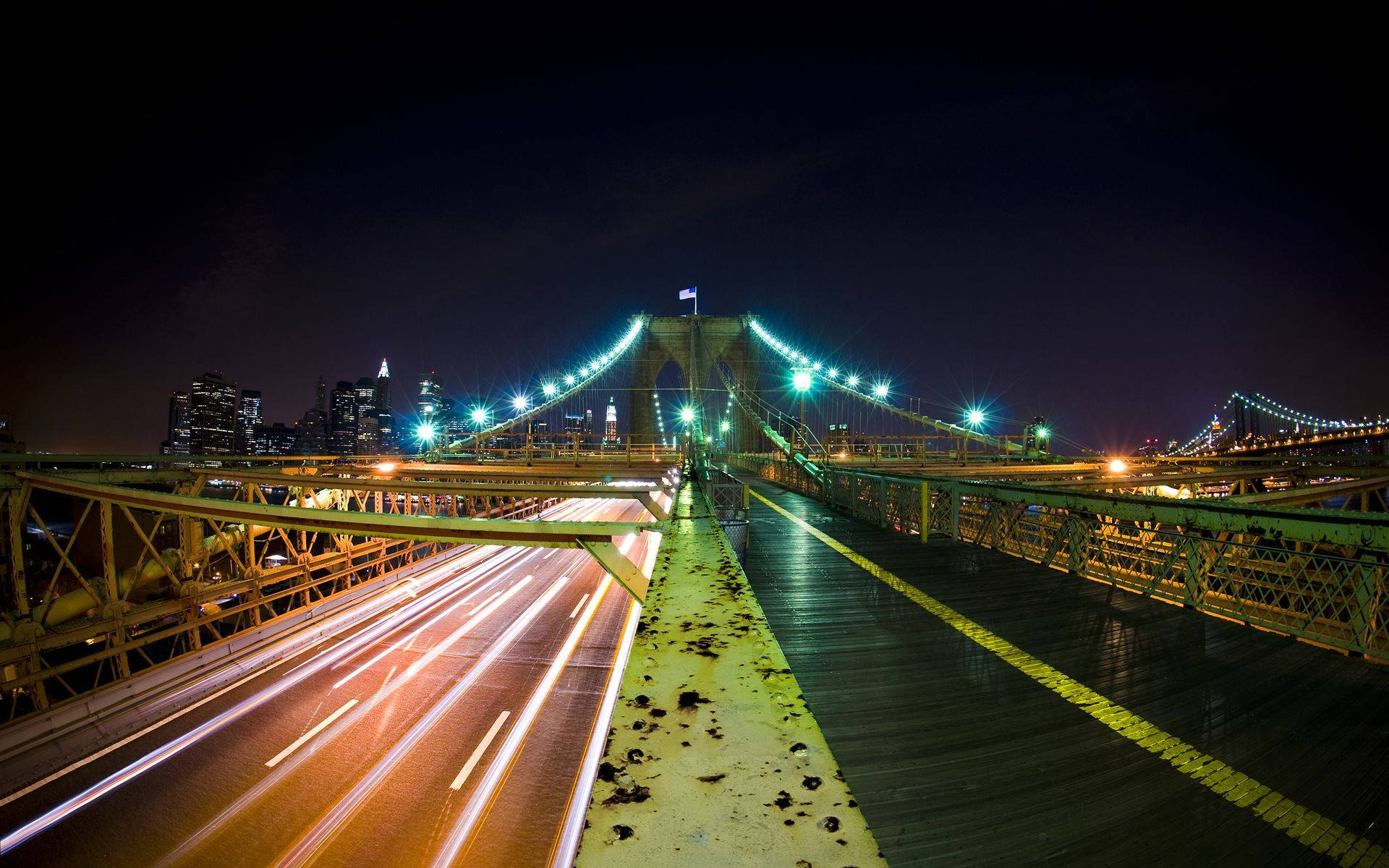 Widescreen Brooklyn Bridge At Night Background