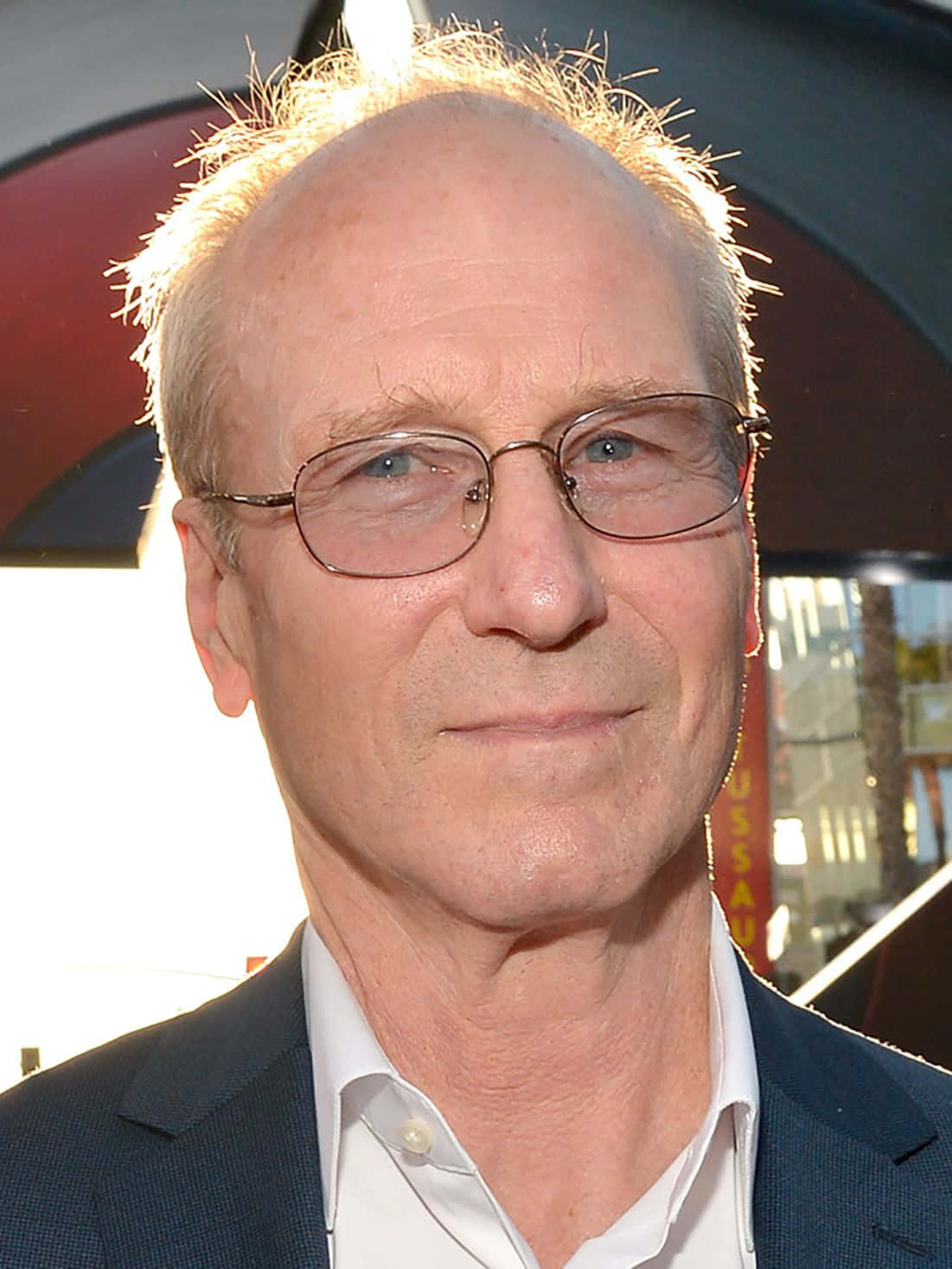 William Hurt In Red Velvet Suit Background