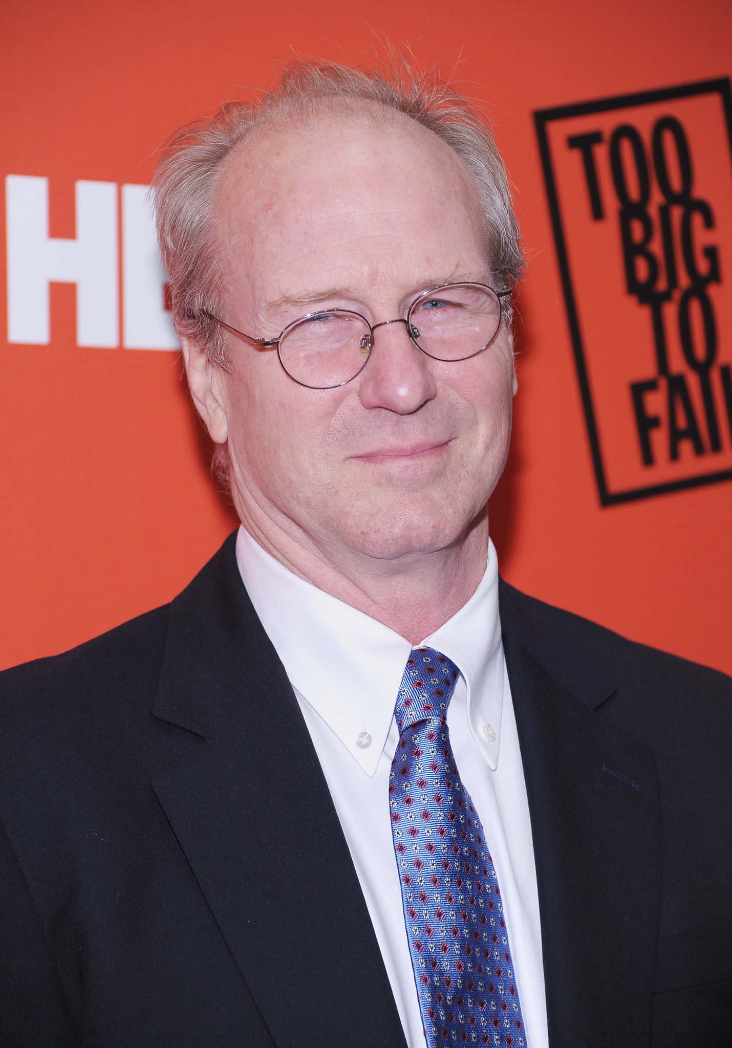 William Hurt Smiling In A Close-up Headshot Background