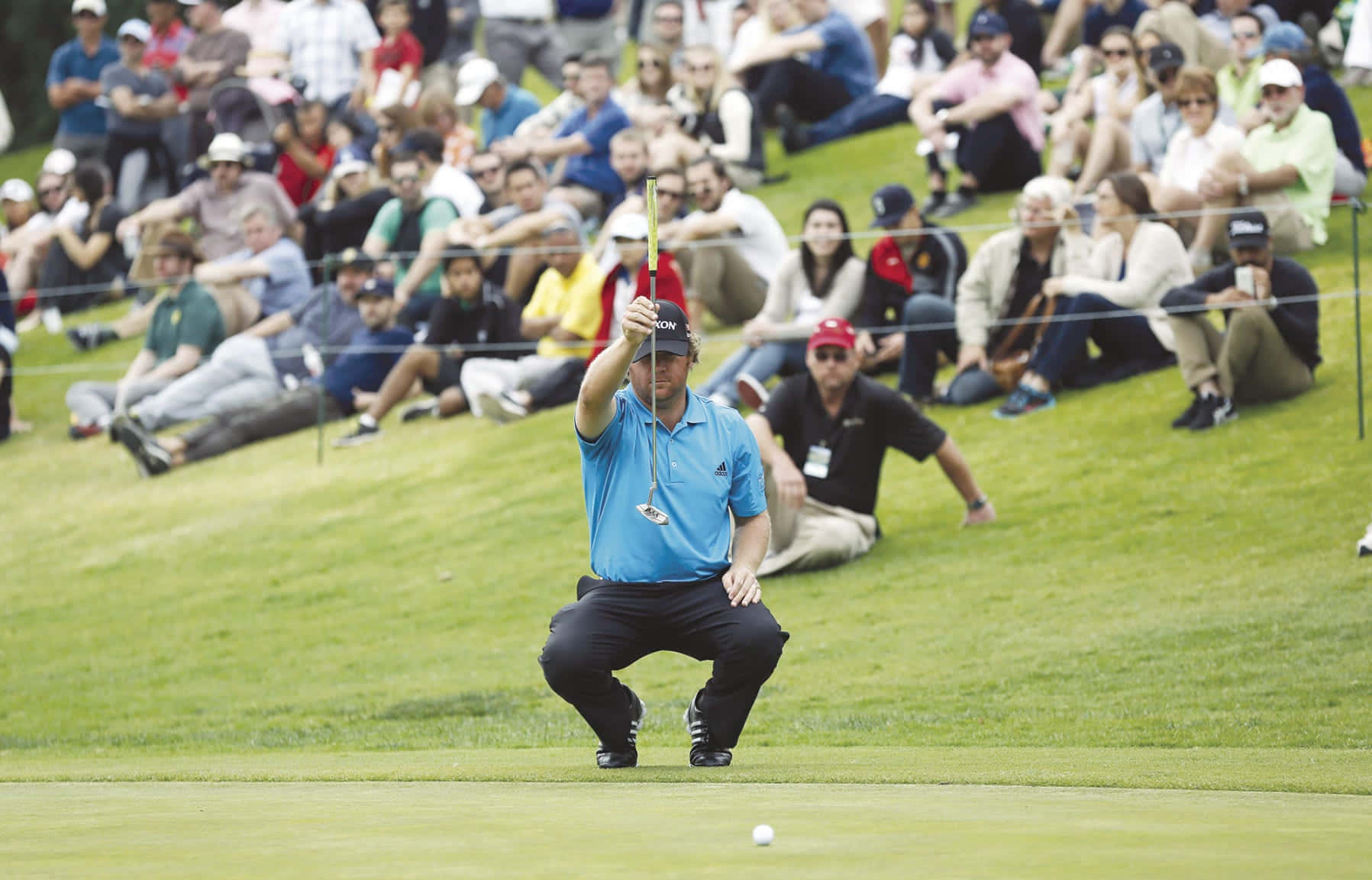 William Mcgirt Playing Golf Background