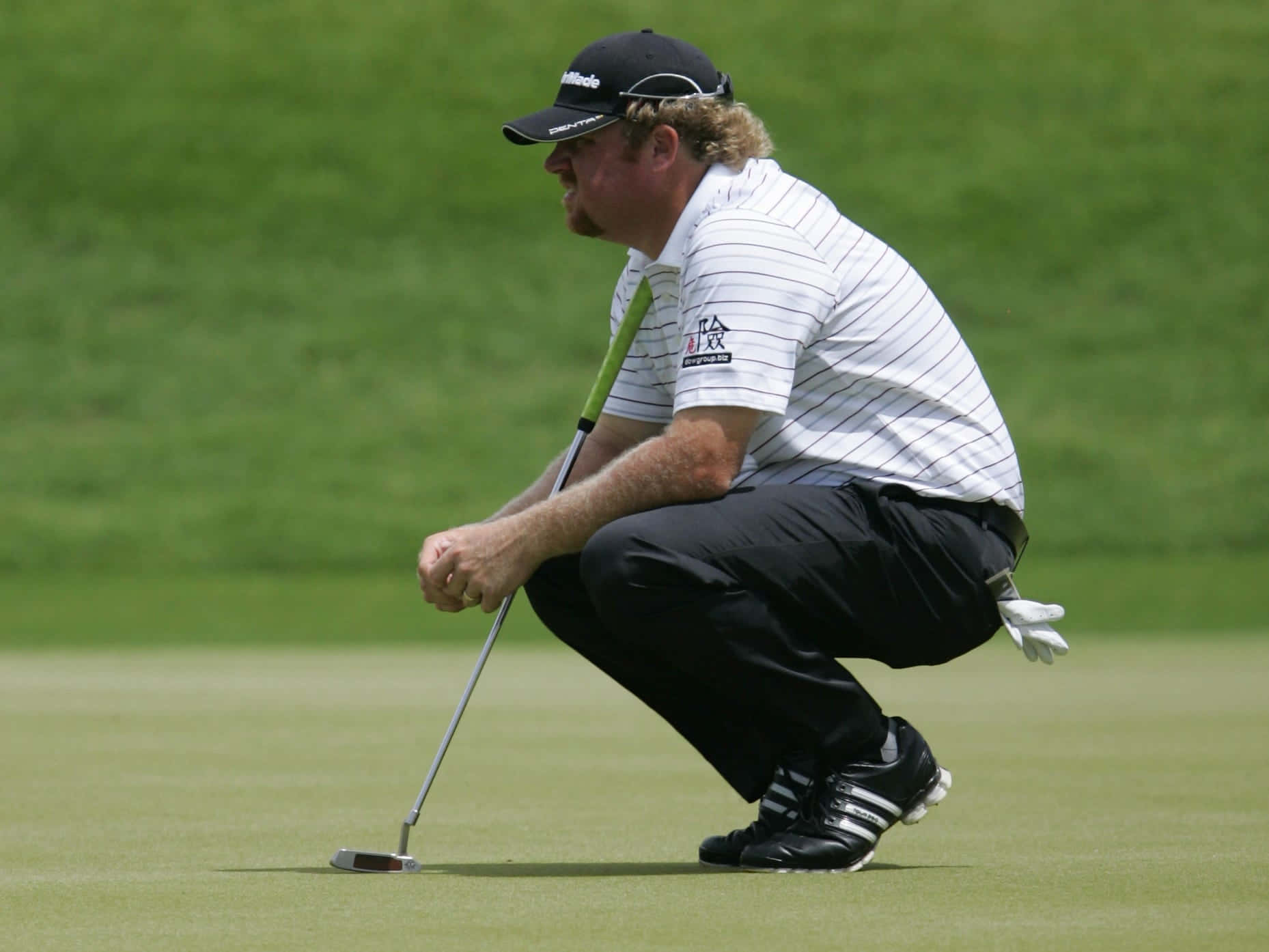 William Mcgirt Squatting Background