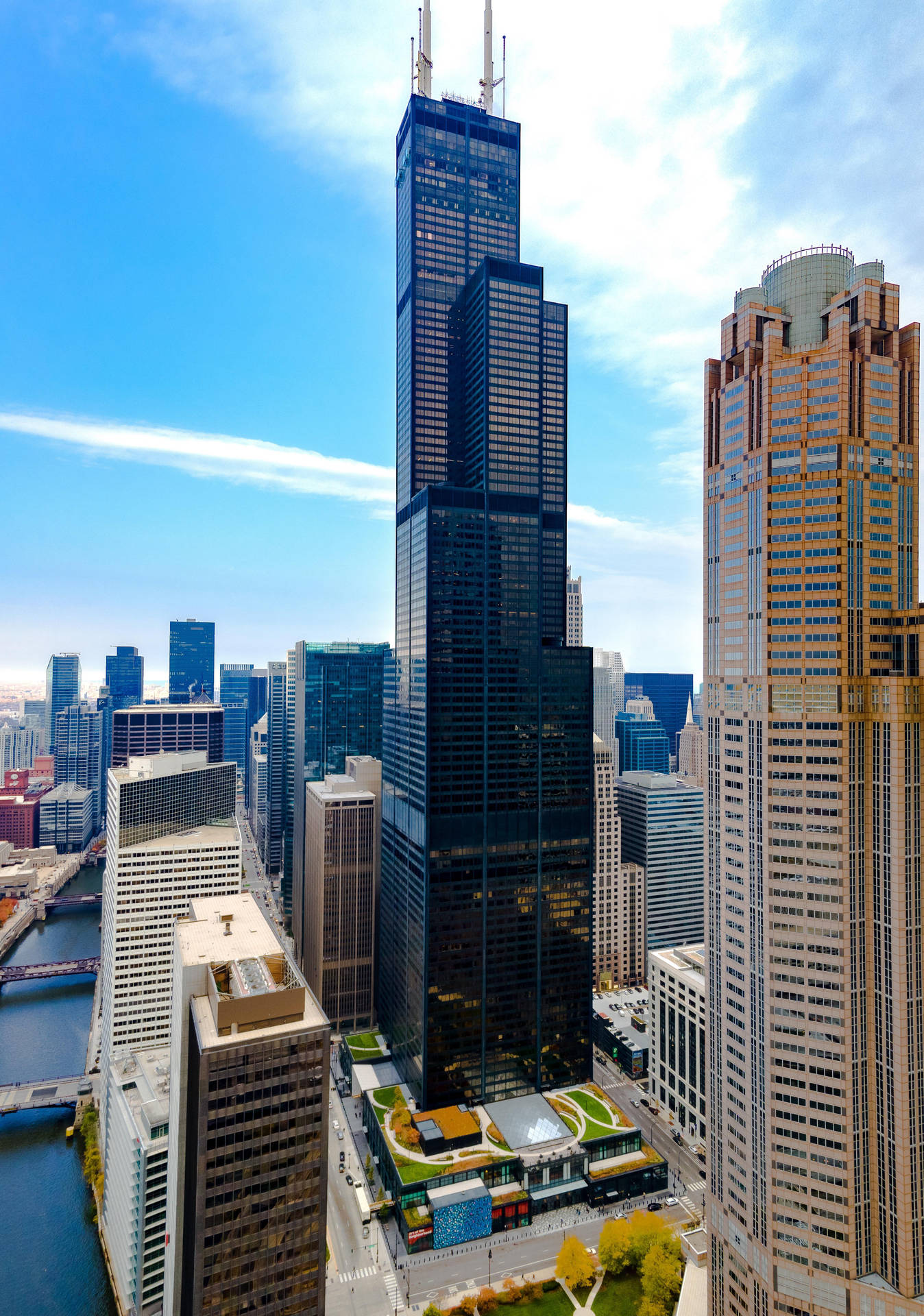 Willis Tower 108-story Sskyscraper Background