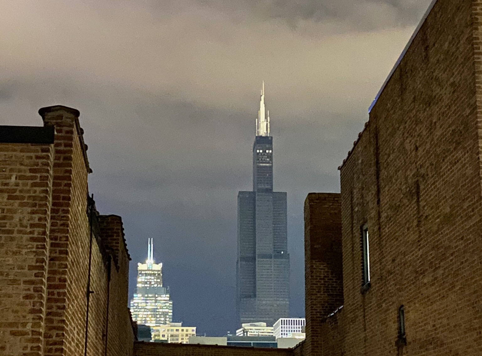 Willis Tower Power Outage Background