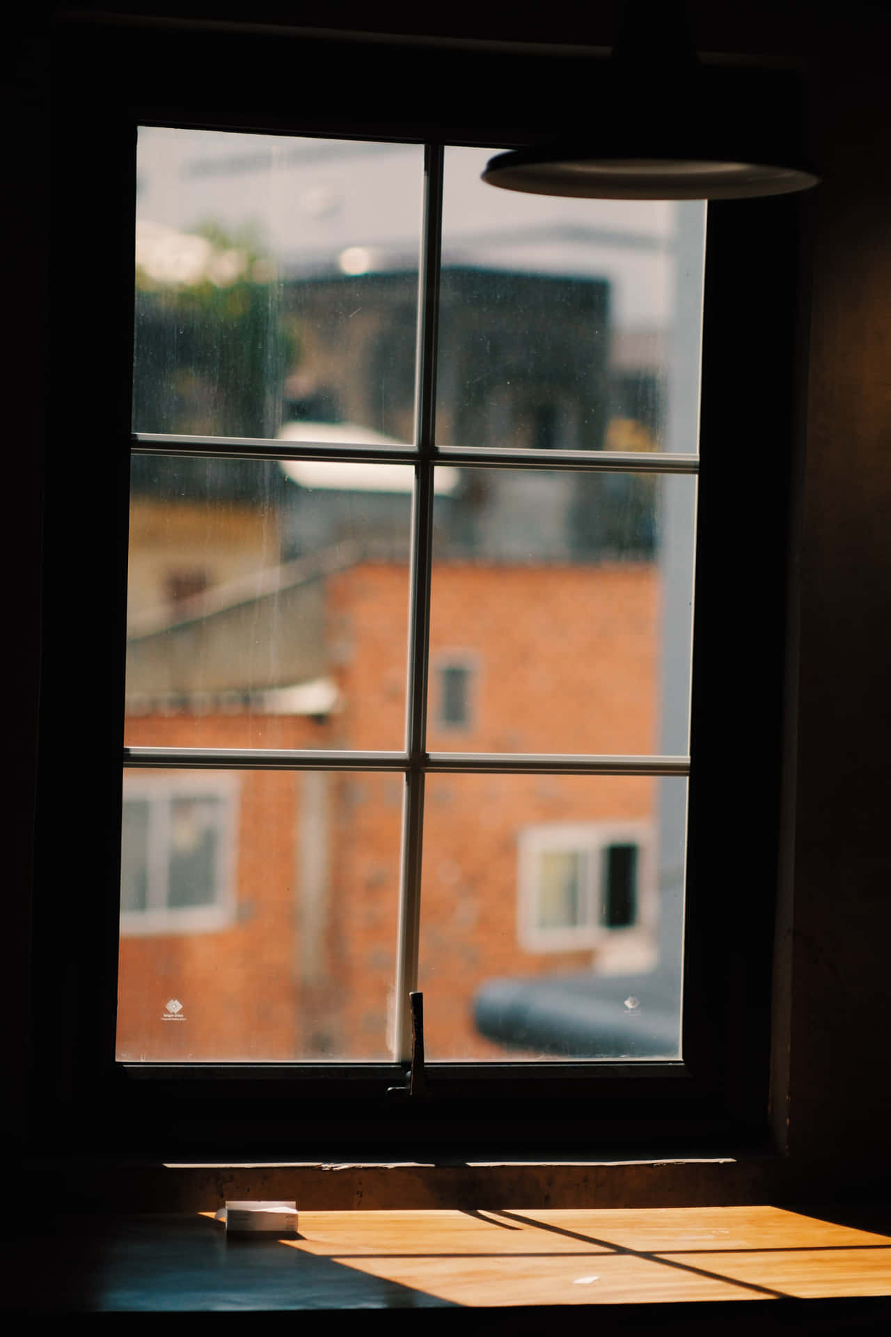 Window Selective Focus Background